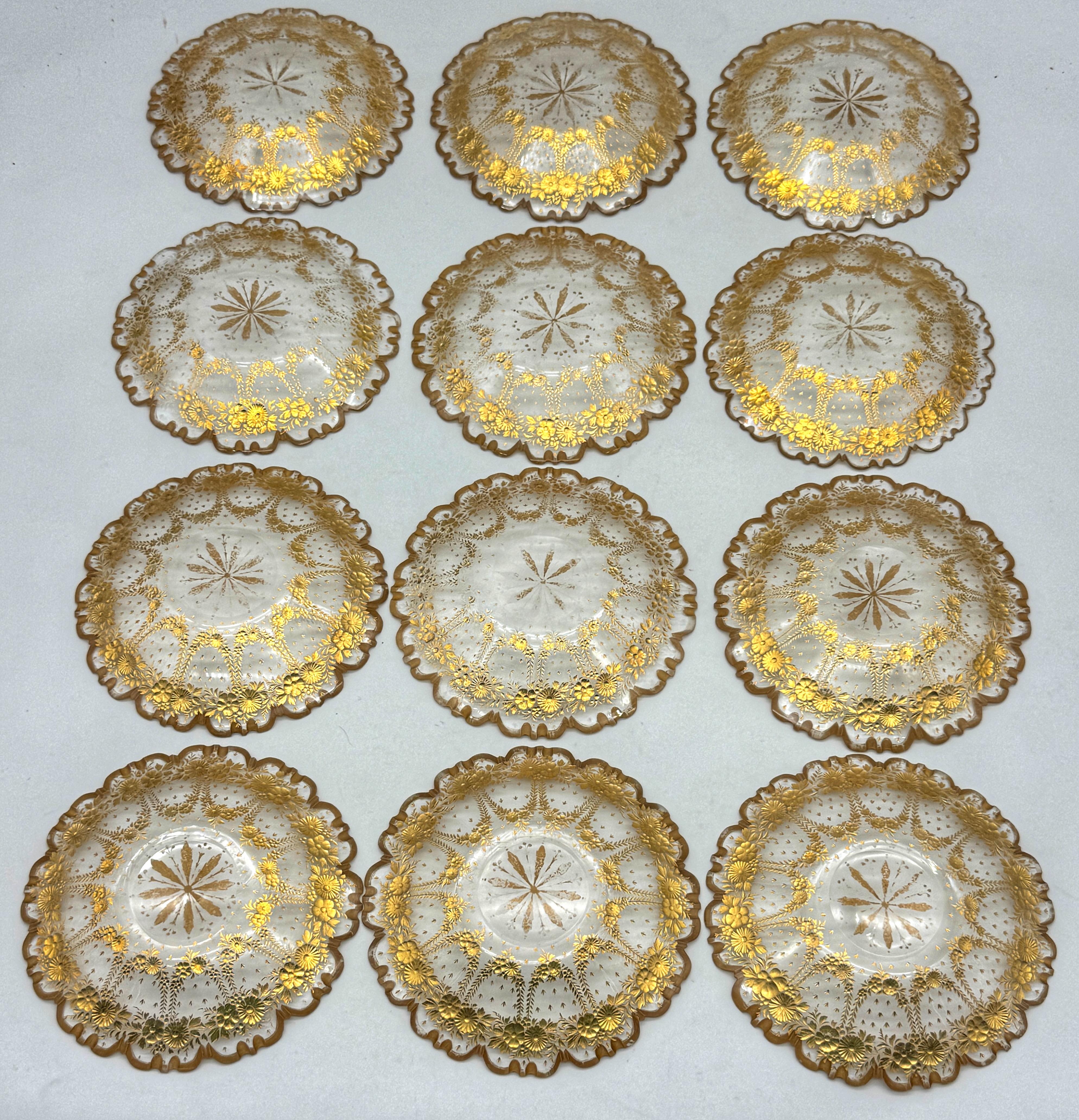 Set of 12 Belle Époque Cut Glass and Gilt Dessert Plates, circa 1890–1910 For Sale 5