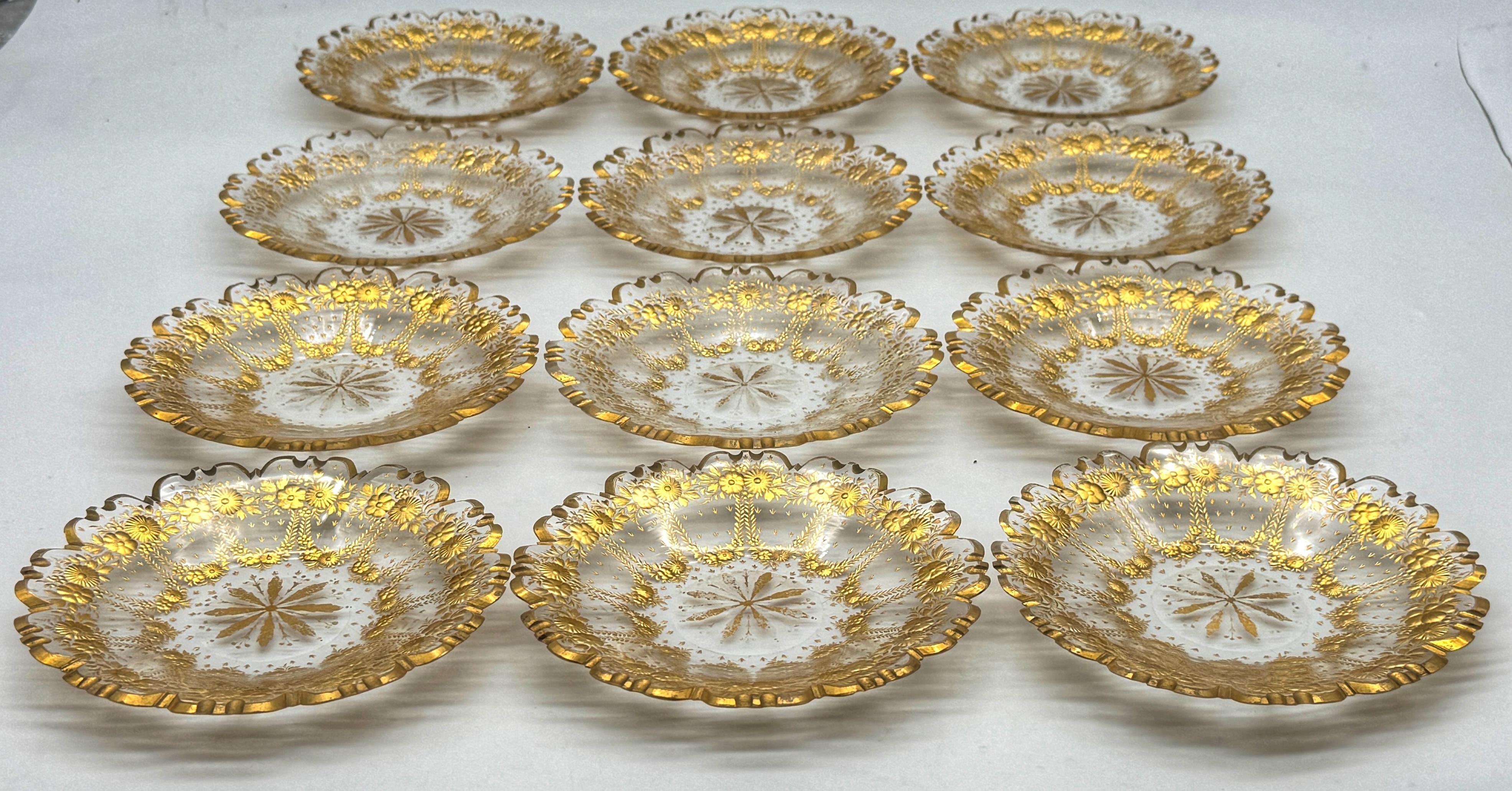 Set of 12 Belle Époque Cut Glass and Gilt Dessert Plates, circa 1890–1910 For Sale 1