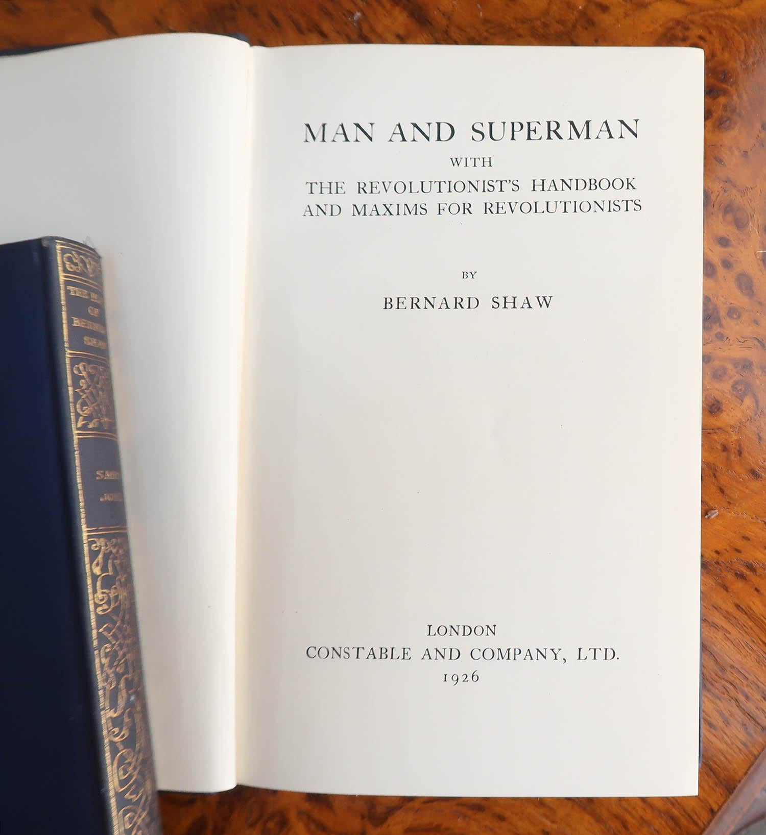 Autre Ensemble de 12 livres reliés en cuir bleu. Les œuvres de George Bernard Shaw. 1926