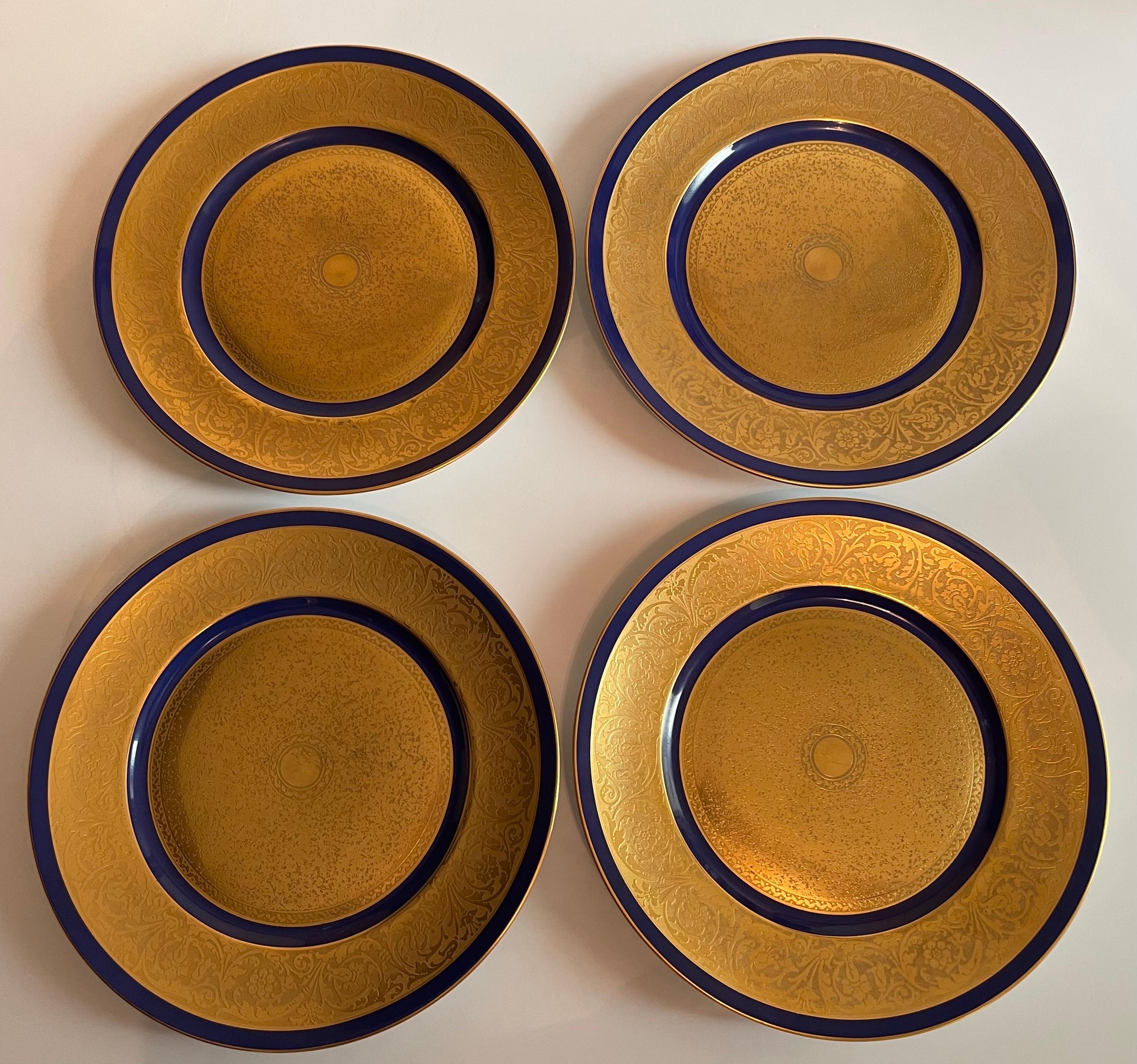 Bohemian Set of 12 Bohemia Stouffer Cobalt Blue & Gilt Dinner Plates For Sale