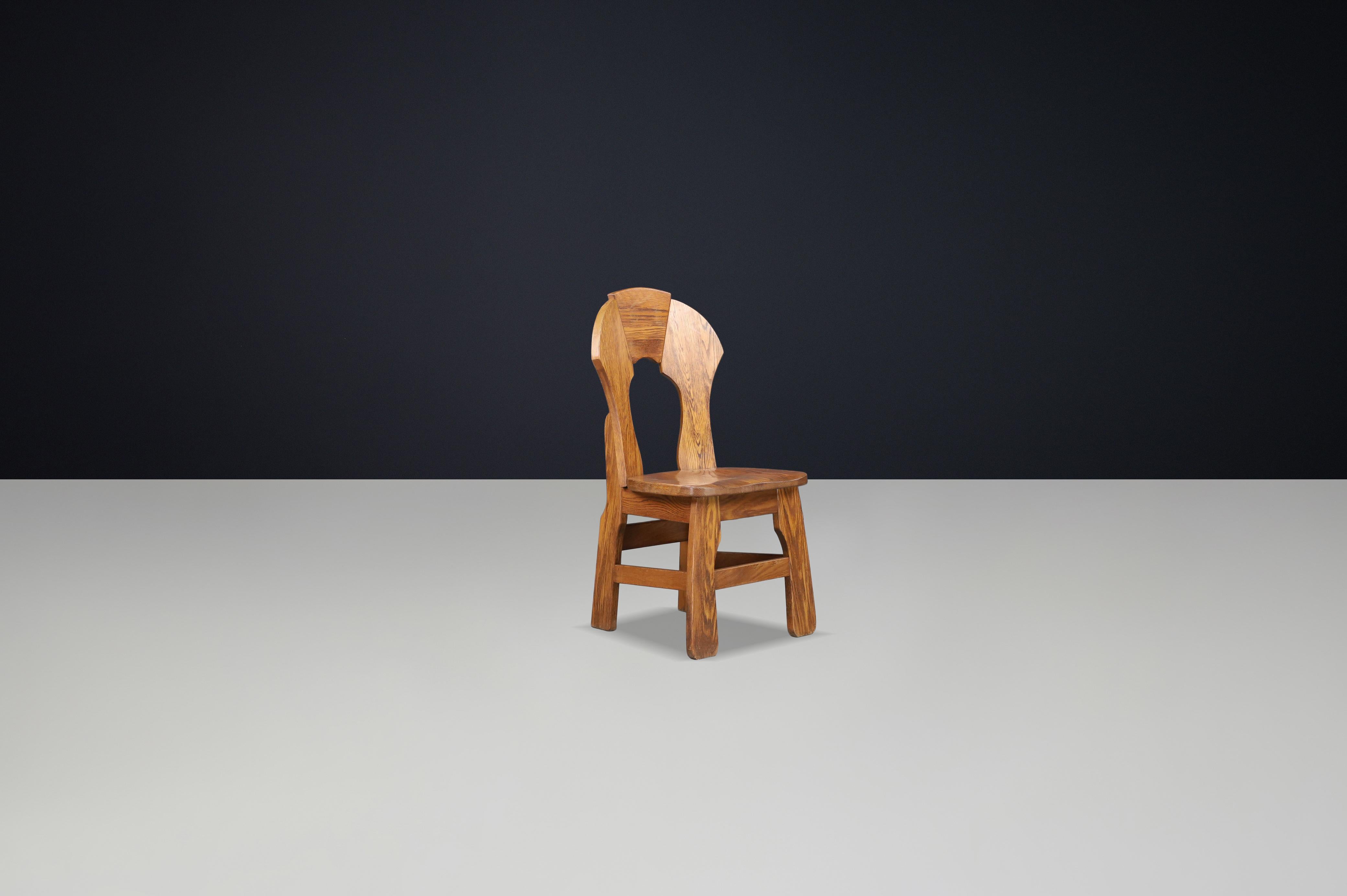Brutalistische Eichen-Esszimmerstühle, Frankreich, 1960er Jahre im Angebot 5