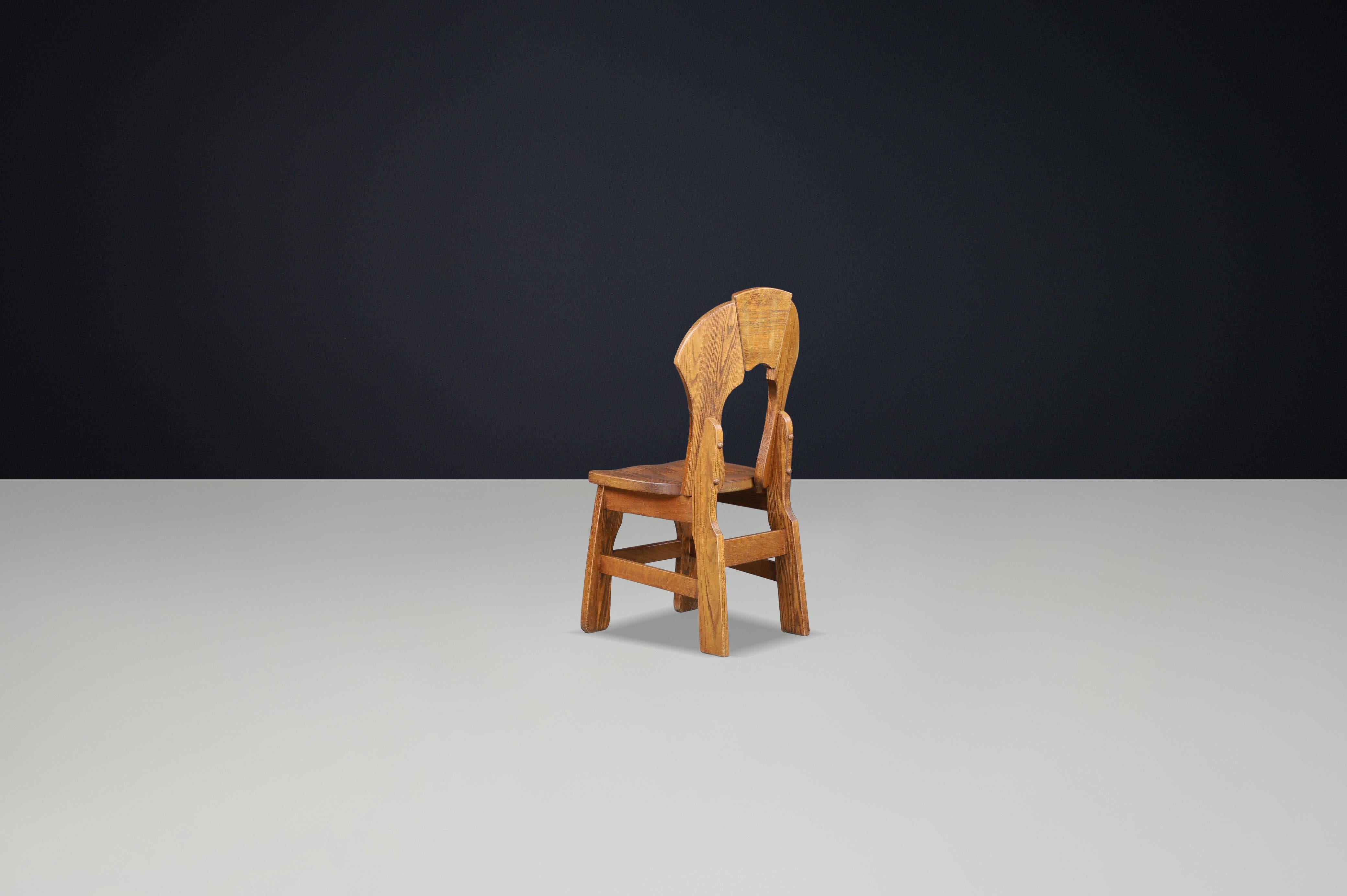 Brutalistische Eichen-Esszimmerstühle, Frankreich, 1960er Jahre im Angebot 6