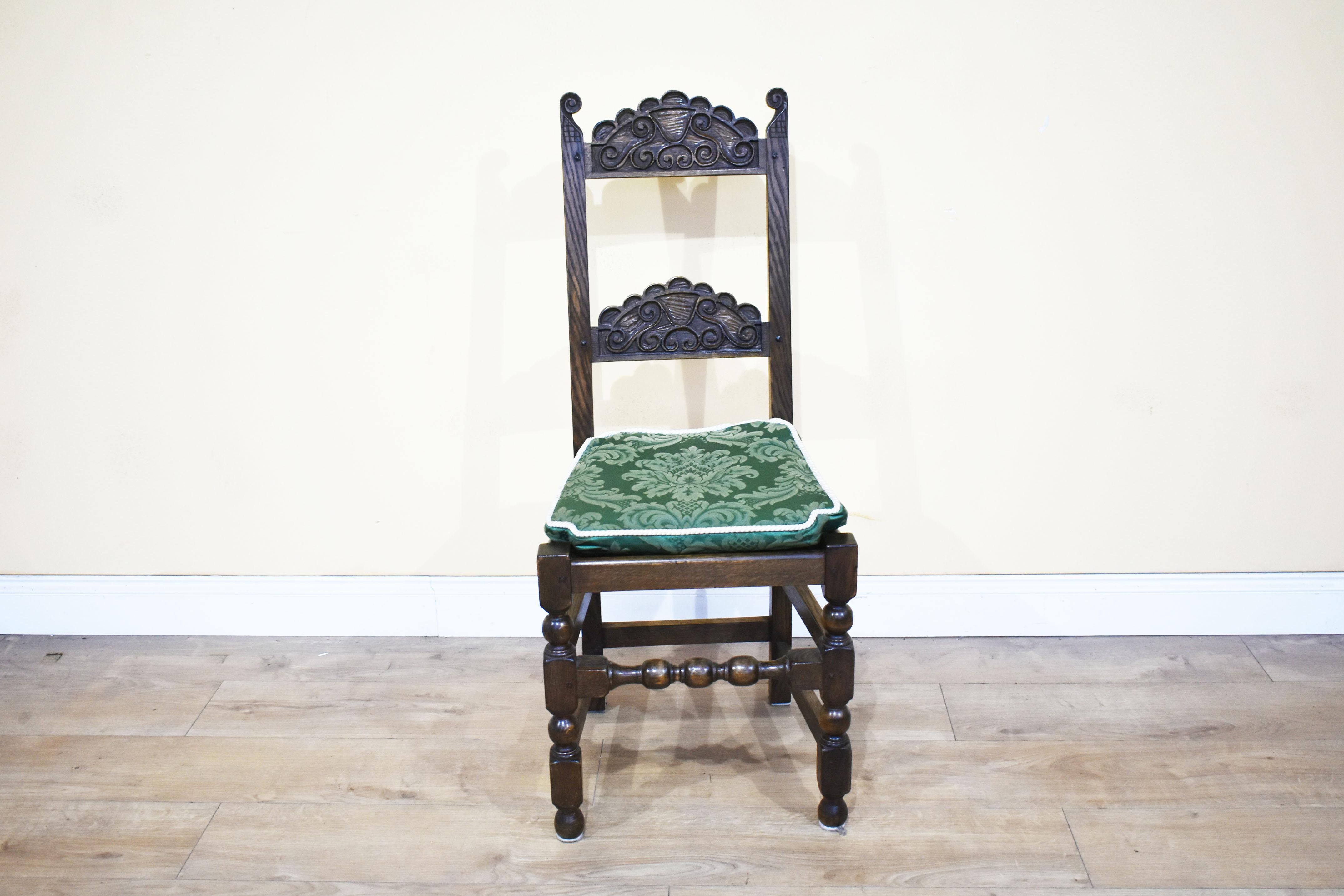 Set of 12 Carved Oak Dining Chairs In Good Condition In Chelmsford, Essex