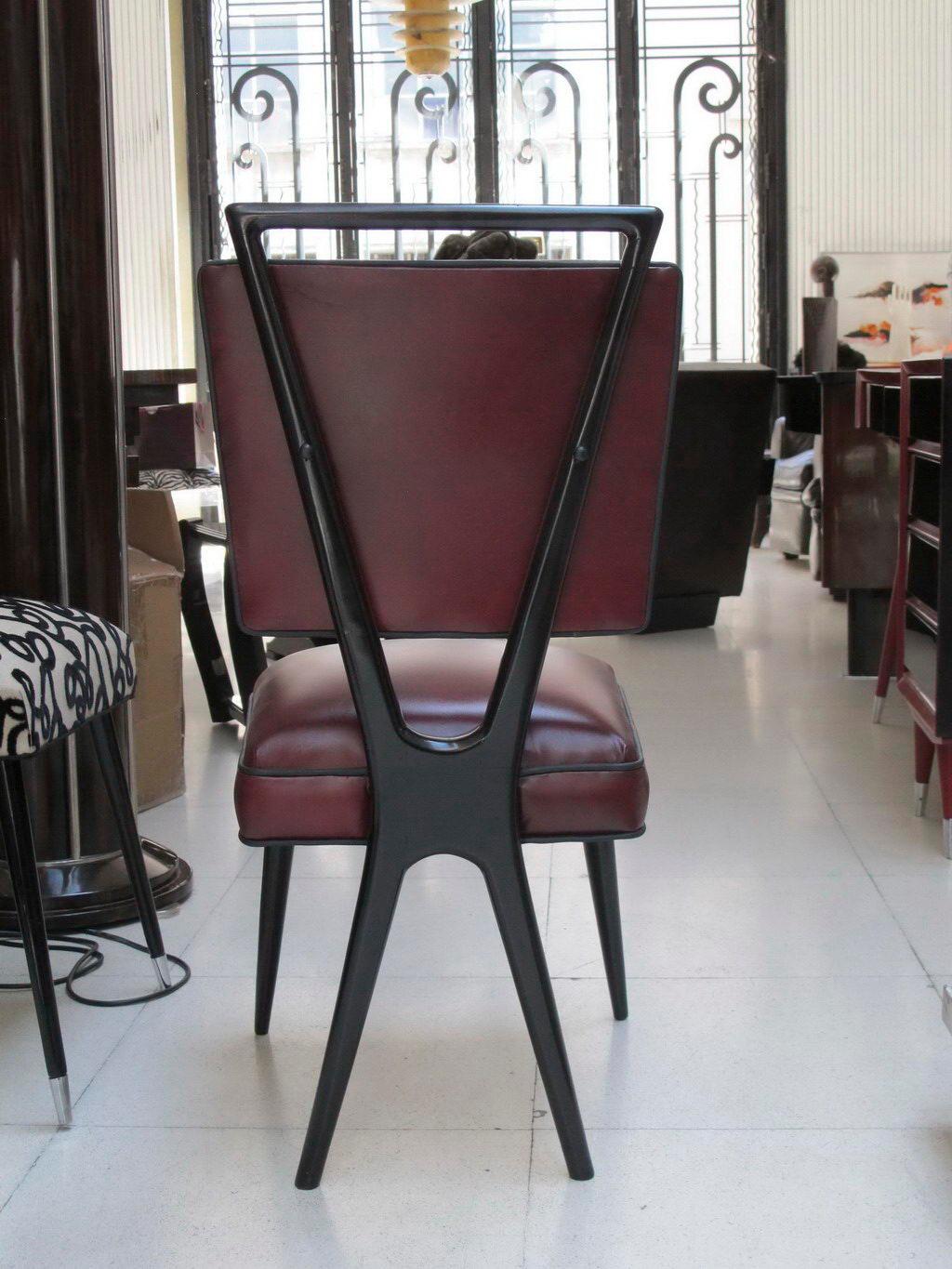 Set of 12 Chairs 50° in Leather and Wood, Italian For Sale 2