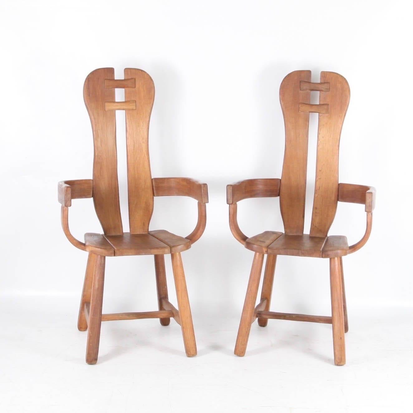 Set of 12 chairs by DE PUYDT In Excellent Condition In Isle Sur Sorgue, FR