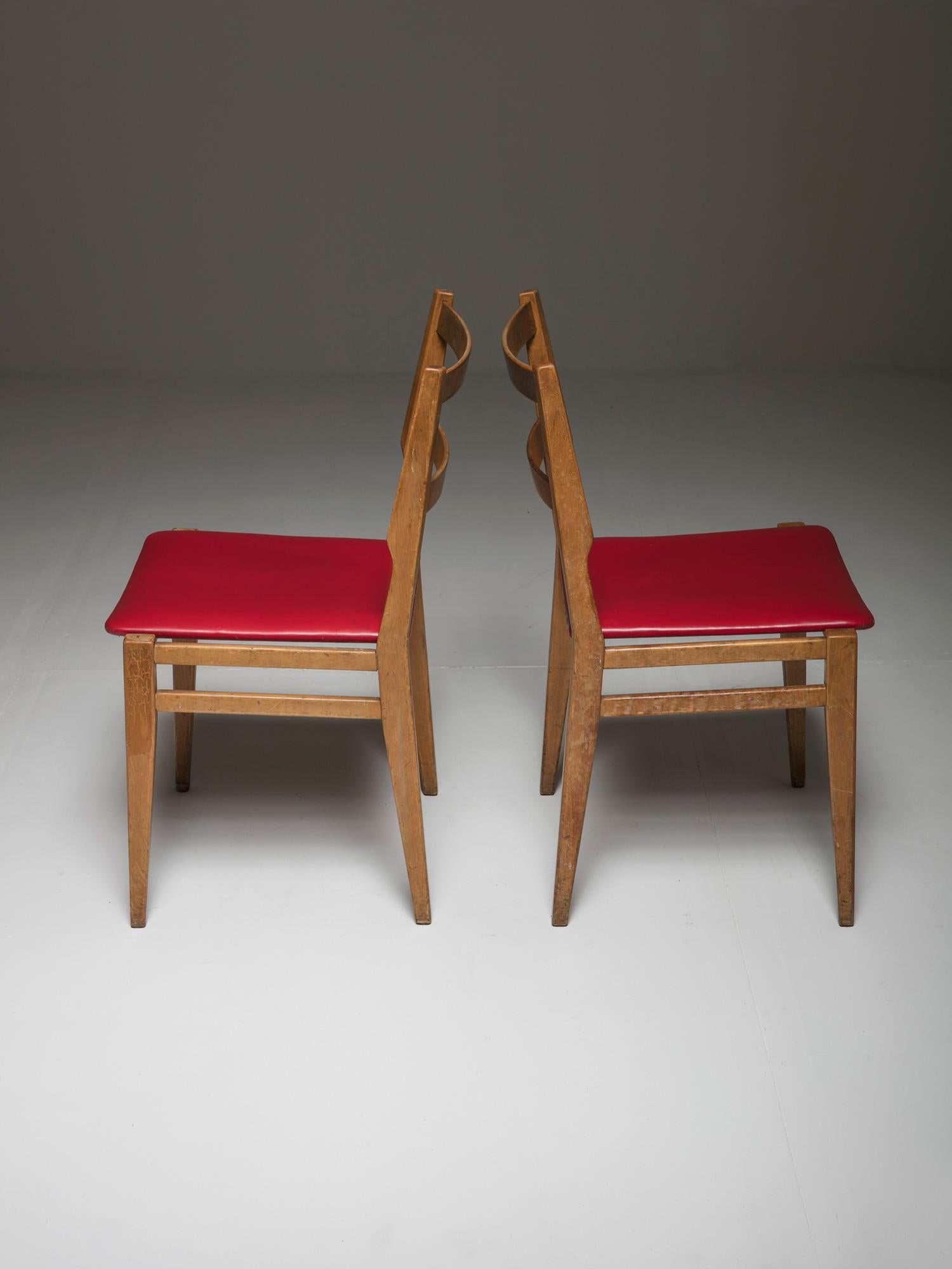 Großer Satz von 12 Holzstühlen „103“ von Melchiorre Bega für Cassina, Italien, 1960er Jahre (Mitte des 20. Jahrhunderts) im Angebot