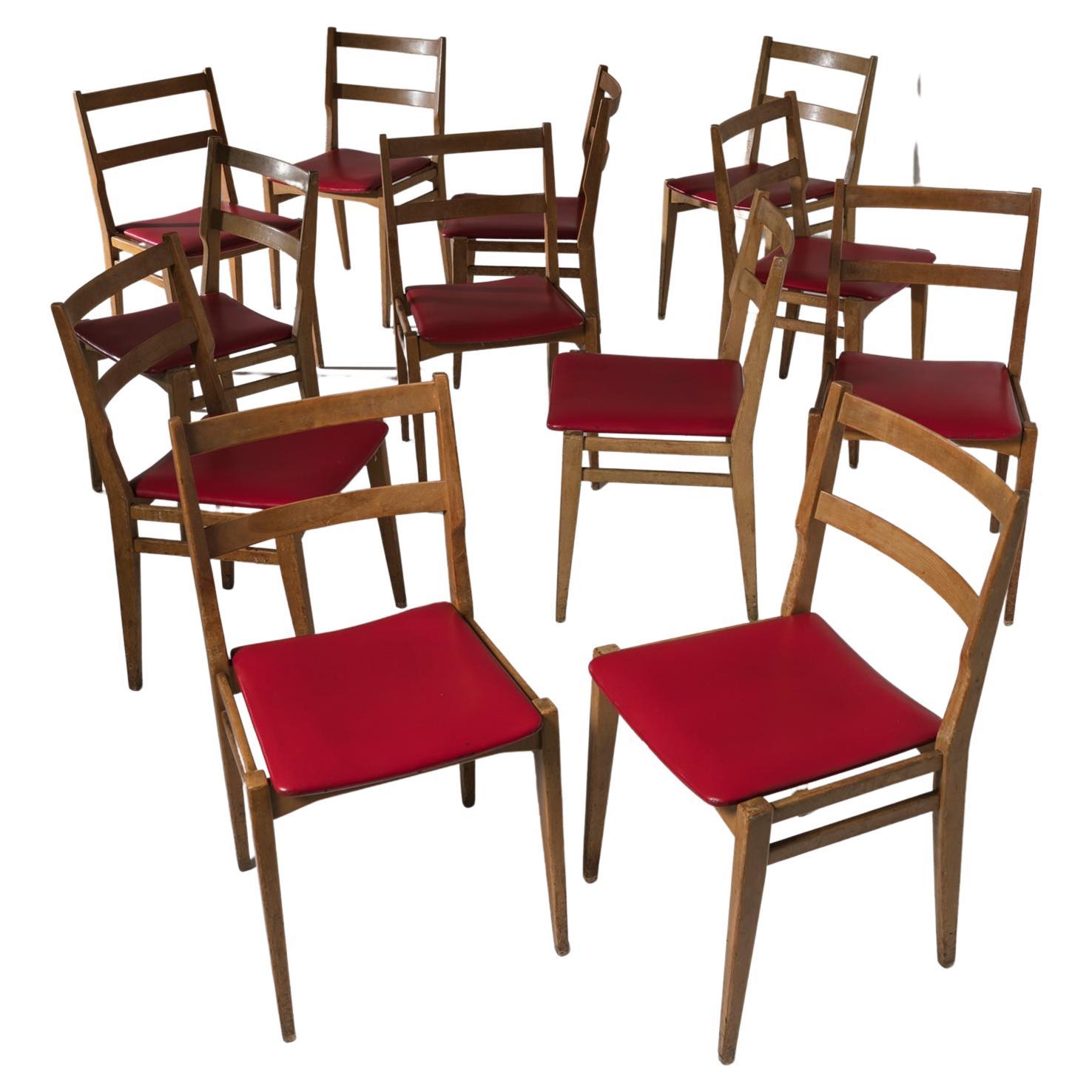 Large set of 12 Wood Chairs "103" by Melchiorre Bega for Cassina, Italy, 1960s For Sale