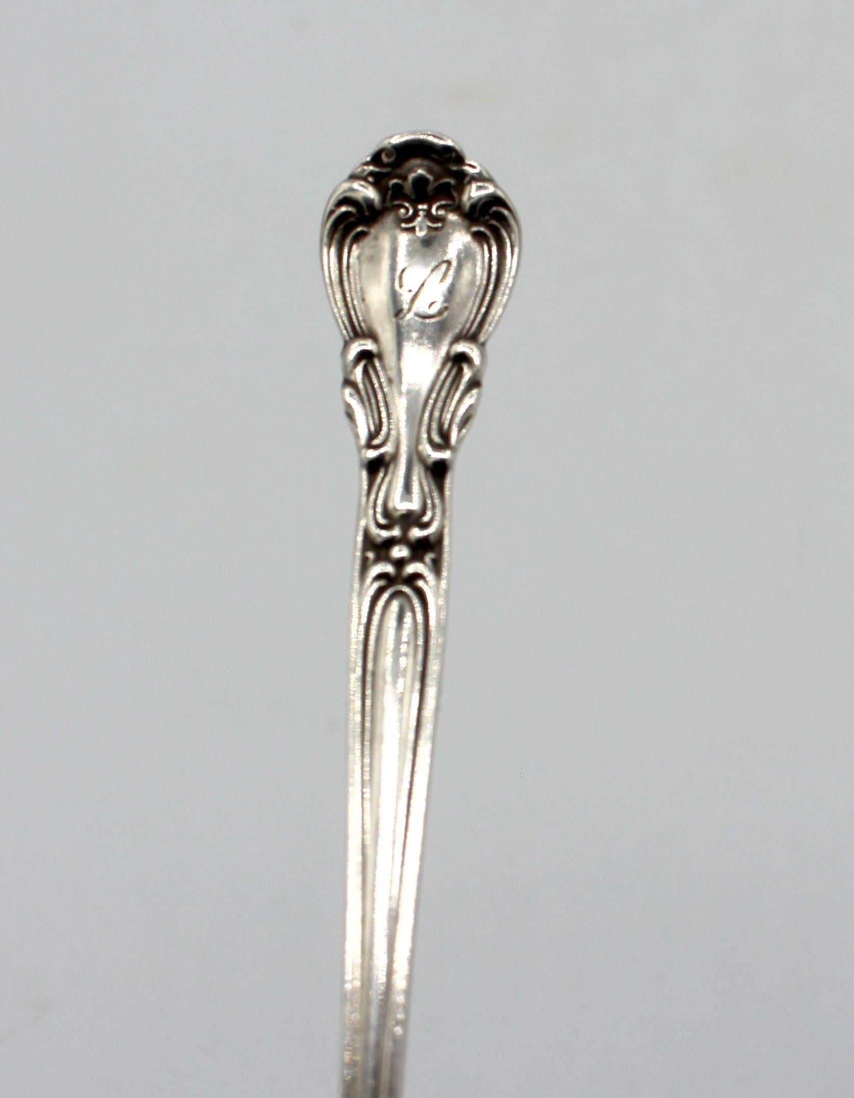 20th Century Set of 12 Chantilly Pattern Sterling Oyster Forks by Gorham, early 20th century