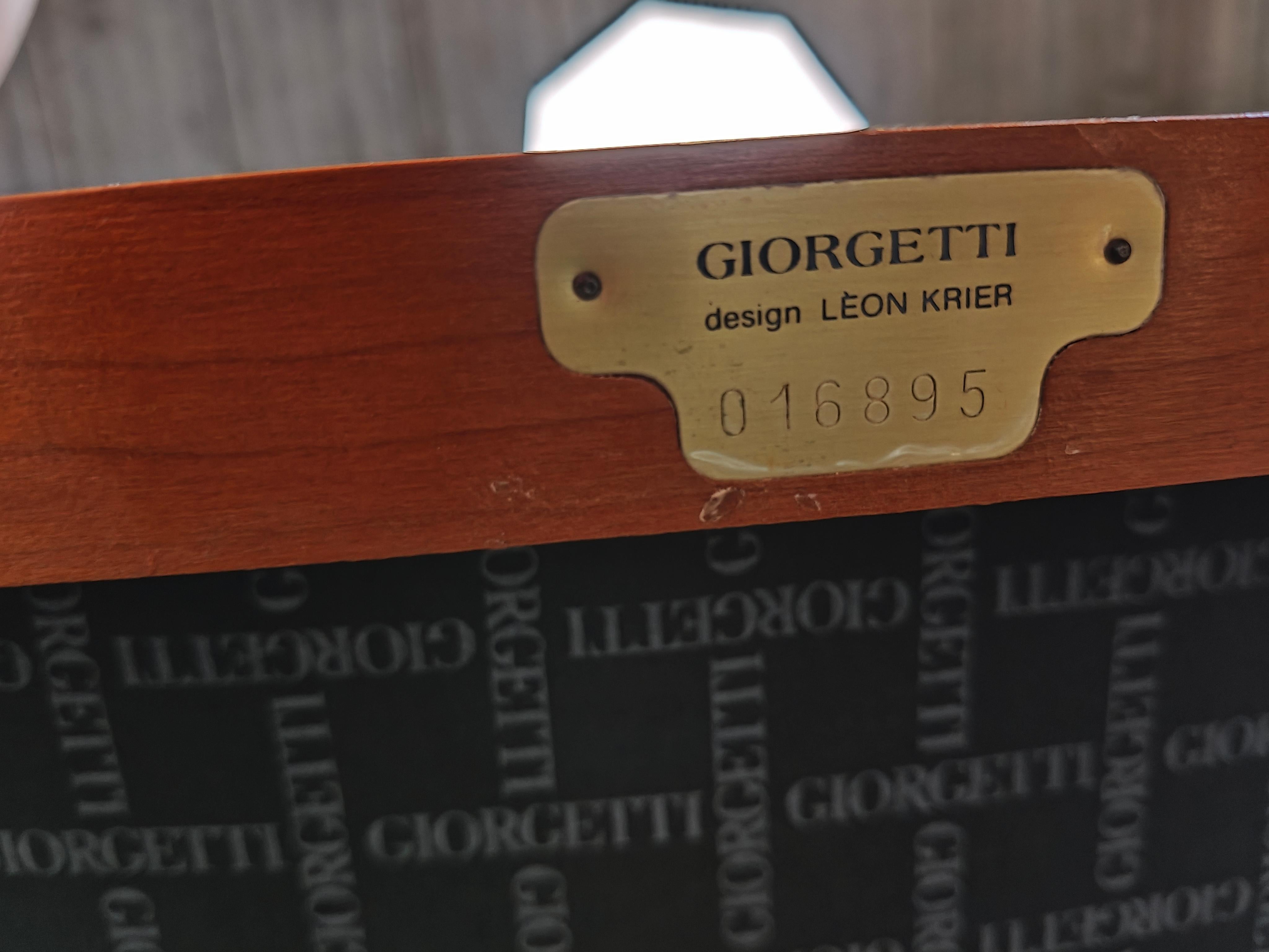 Juego de 12 sillas de comedor de madera de cerezo de Leon Krier Modelo Sella Media de Giorgetti en venta 5