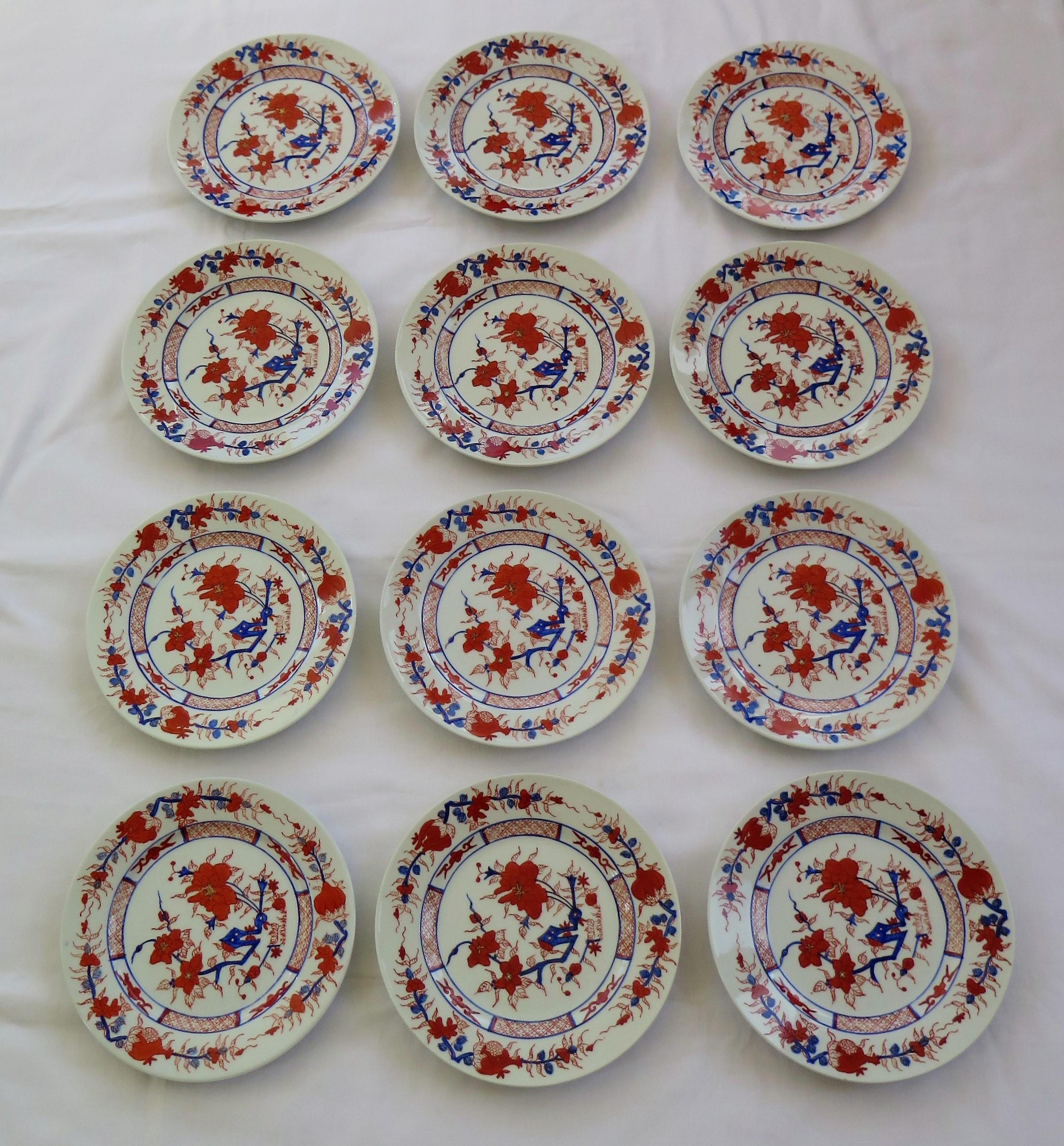 Set of 12 Chinese Export Porcelain Side Plates, Mid-20th Century In Good Condition In Lincoln, Lincolnshire