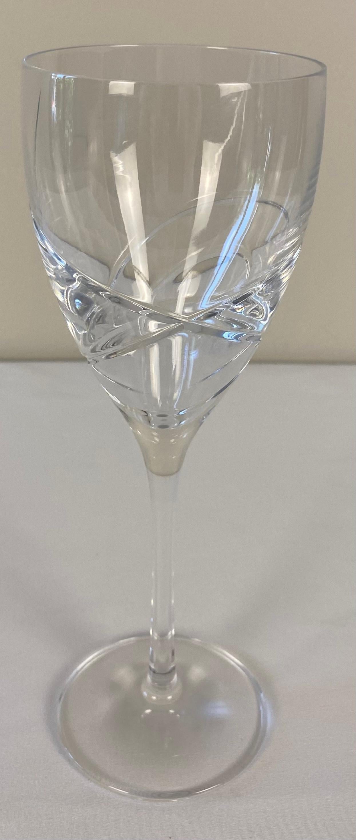 Tchèque Ensemble de 12 verres à vin en cristal taillé de Lenox en vente