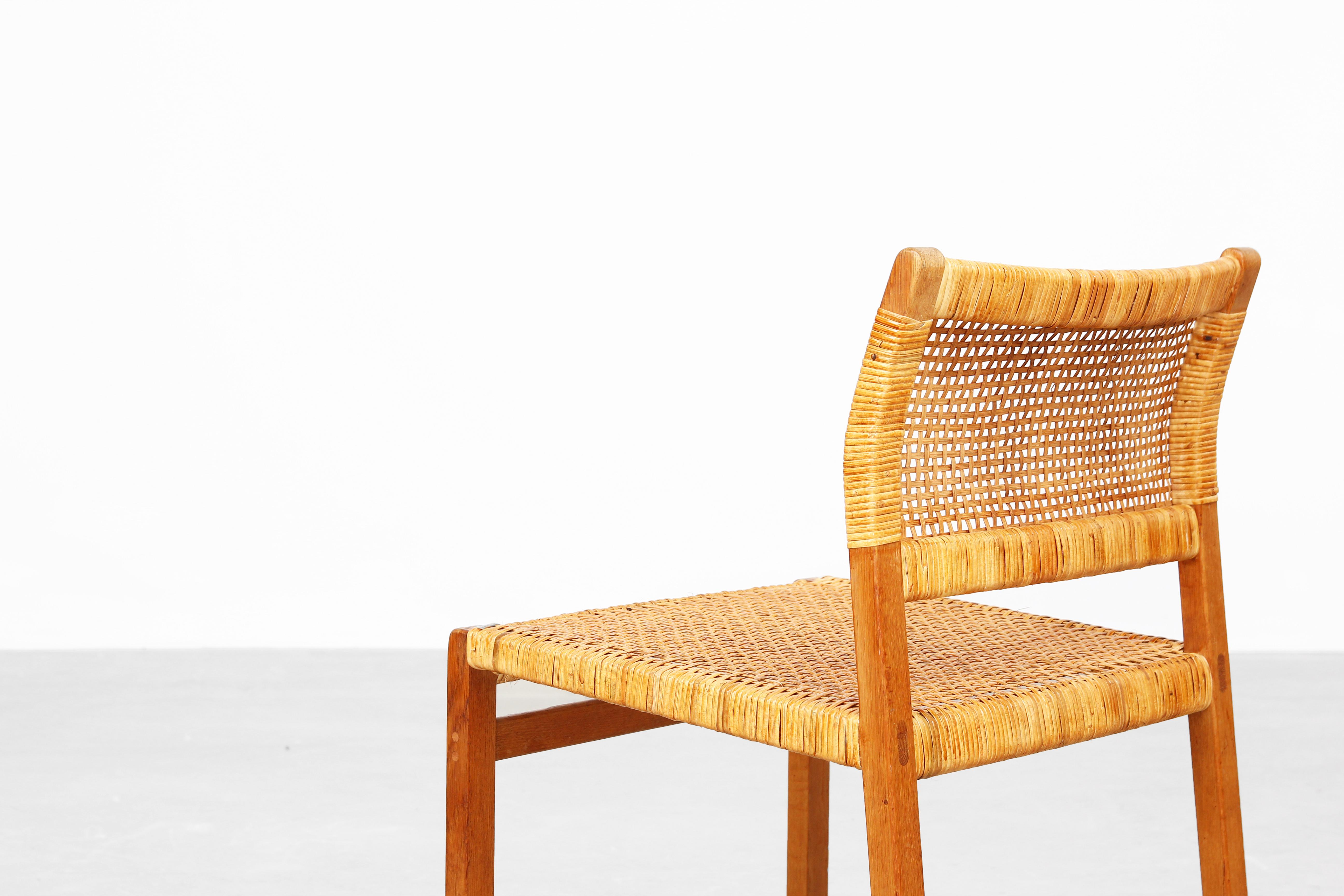 Set of 6 Danish Dining Chairs by Børge Mogensen for Fredericia in Oak, Denmark For Sale 7