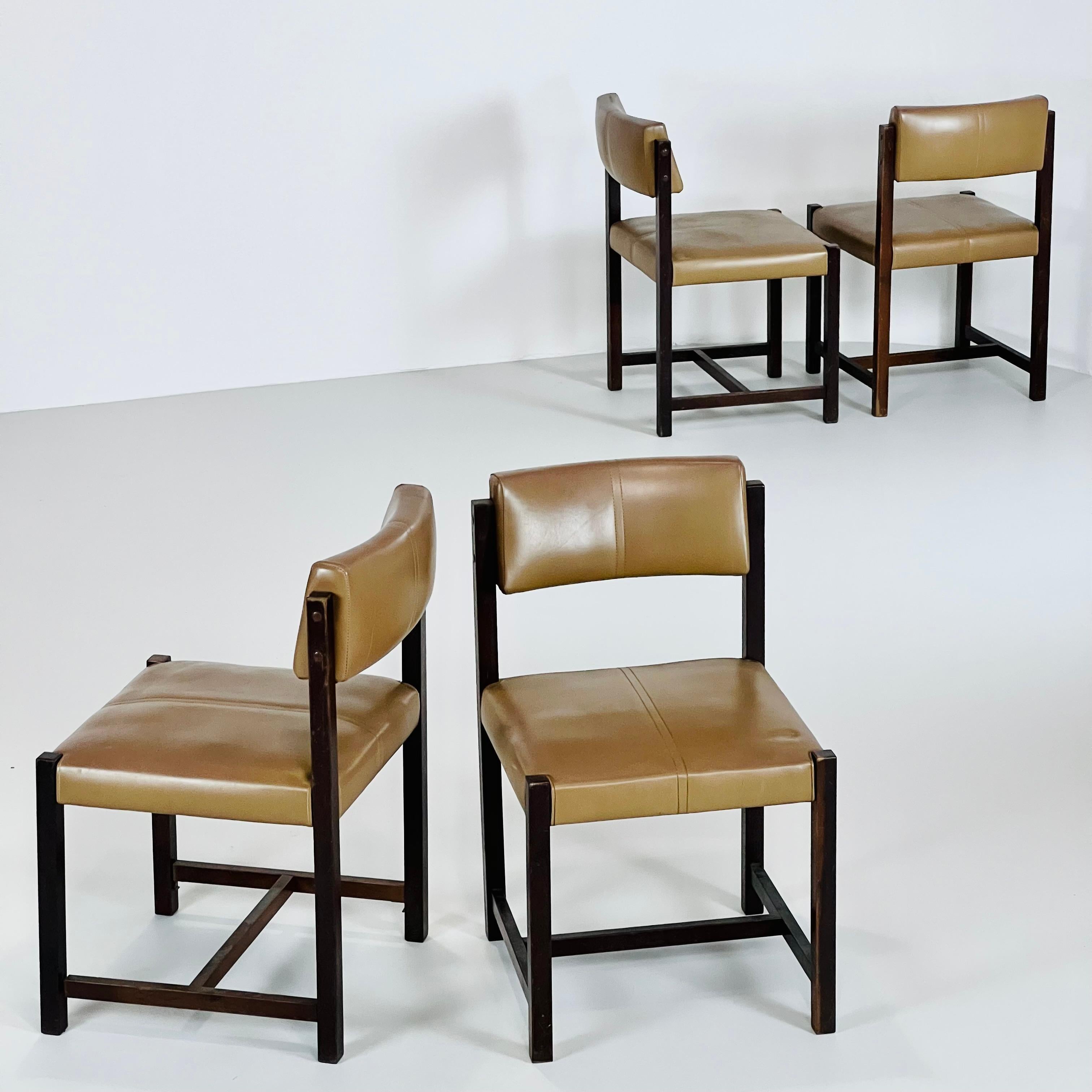 Mid-20th Century Set of 12 'Del Rey' Dining Room Chairs Designer Jorge Zalszupin 1960 Brazil