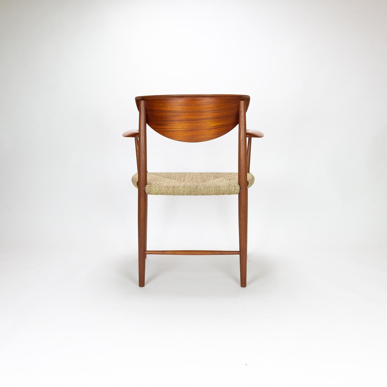Set of 12 Dining Chairs by Hvidt and Mølgaard-Nielsen, Denmark, 1950s 1