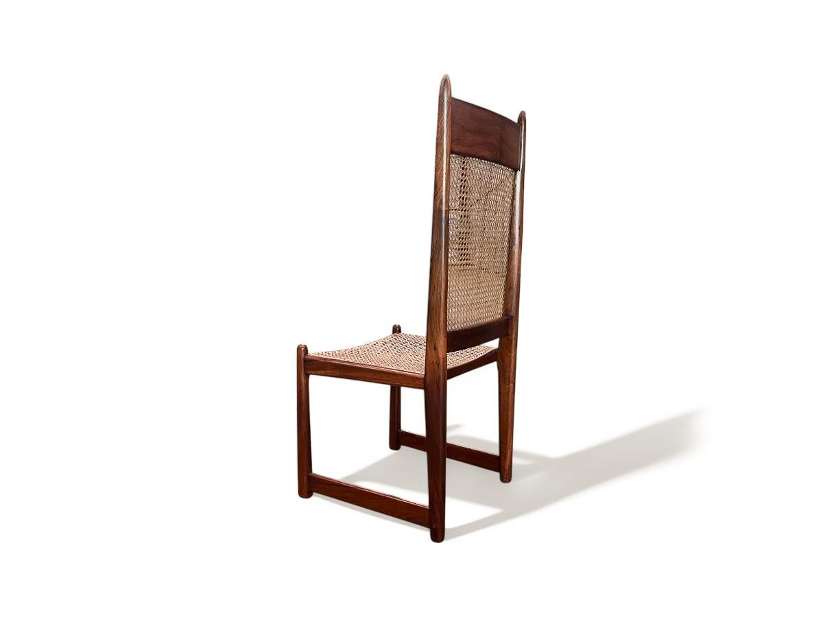 Ensemble de 12 chaises de salle à manger en bois dur et cannage par Fatima, c. 1960s en vente 6