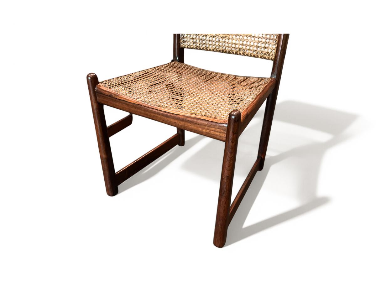 Ensemble de 12 chaises de salle à manger en bois dur et cannage par Fatima, c. 1960s en vente 11