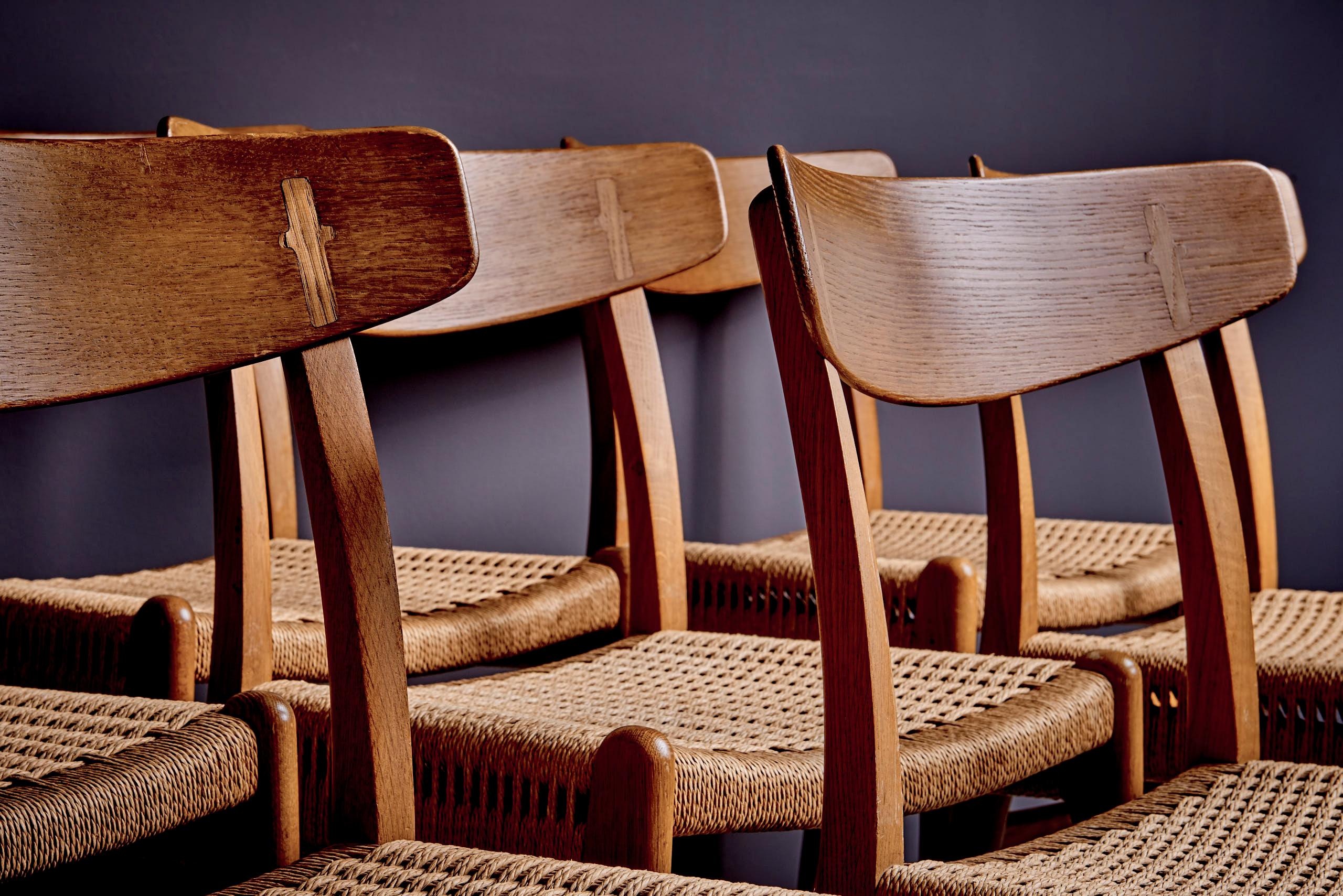 Satz von 12 Esszimmerstühlen Modell CH23 von Hans J. Wegner für Carl Hansen & Son (Moderne der Mitte des Jahrhunderts) im Angebot