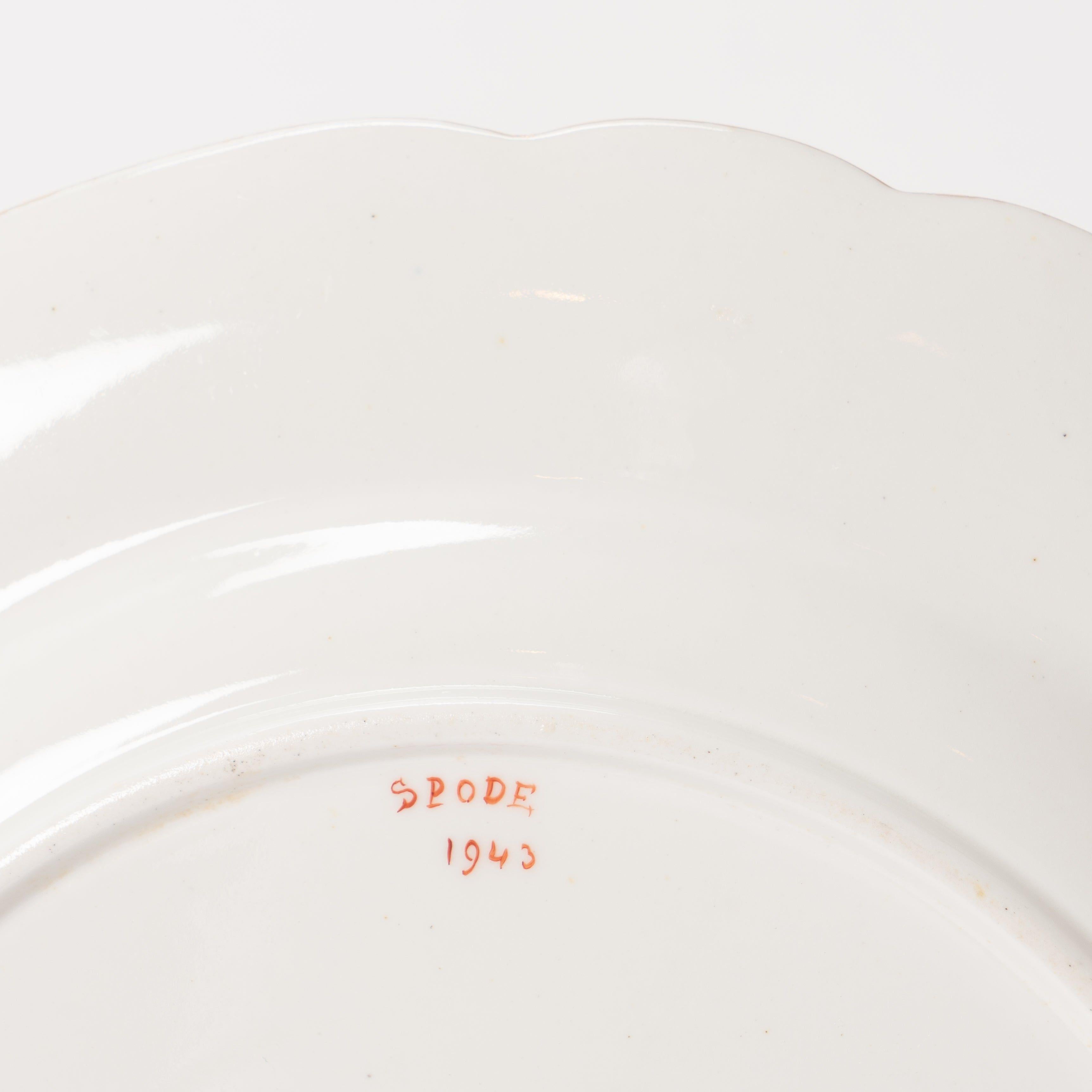 Set of 12 Dinner Plates and 8 Dessert Plates in Bone China by Spode For Sale 1