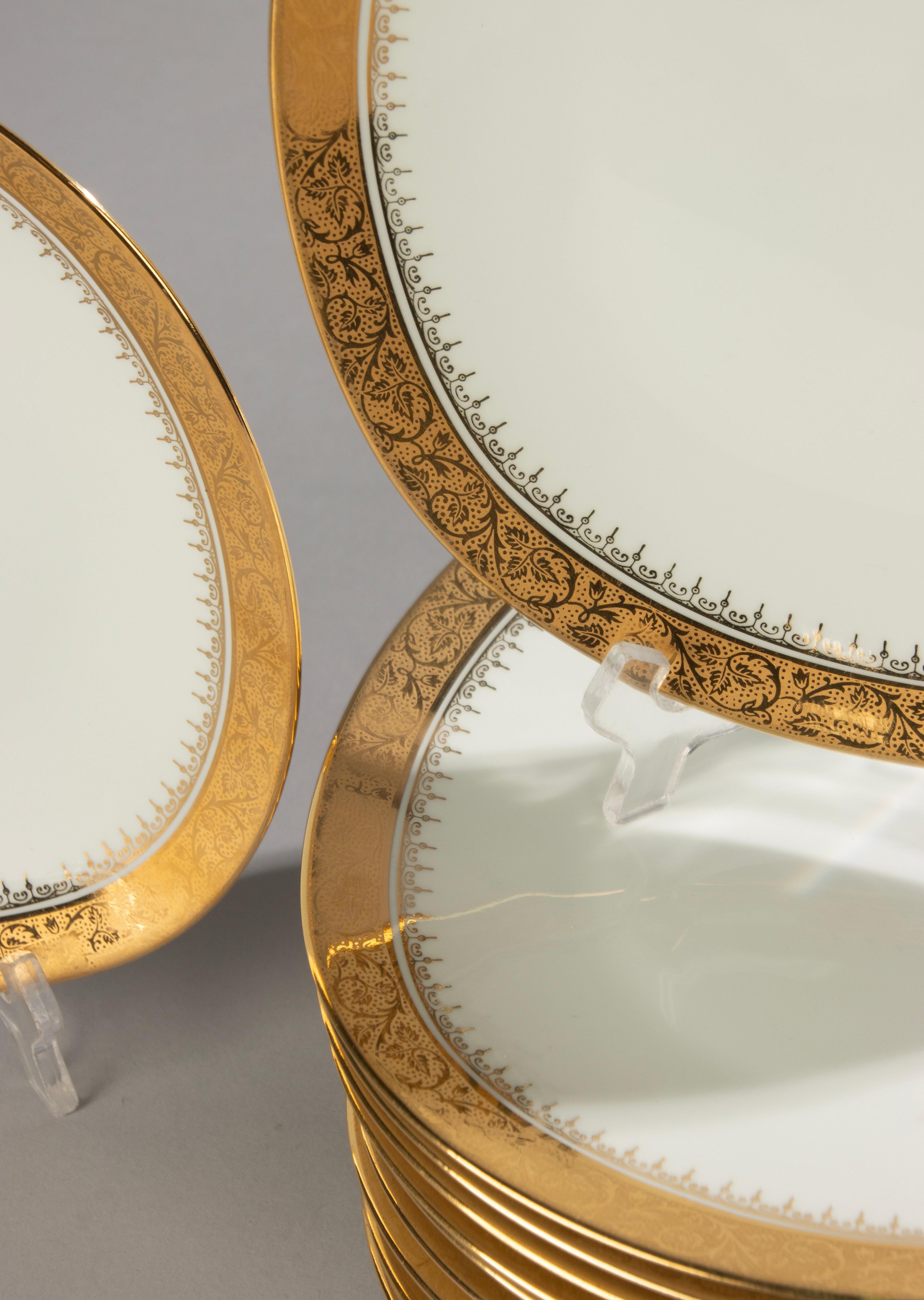 Porcelain Set of 12 Dinner Plates - Raynaud Limoges For Sale