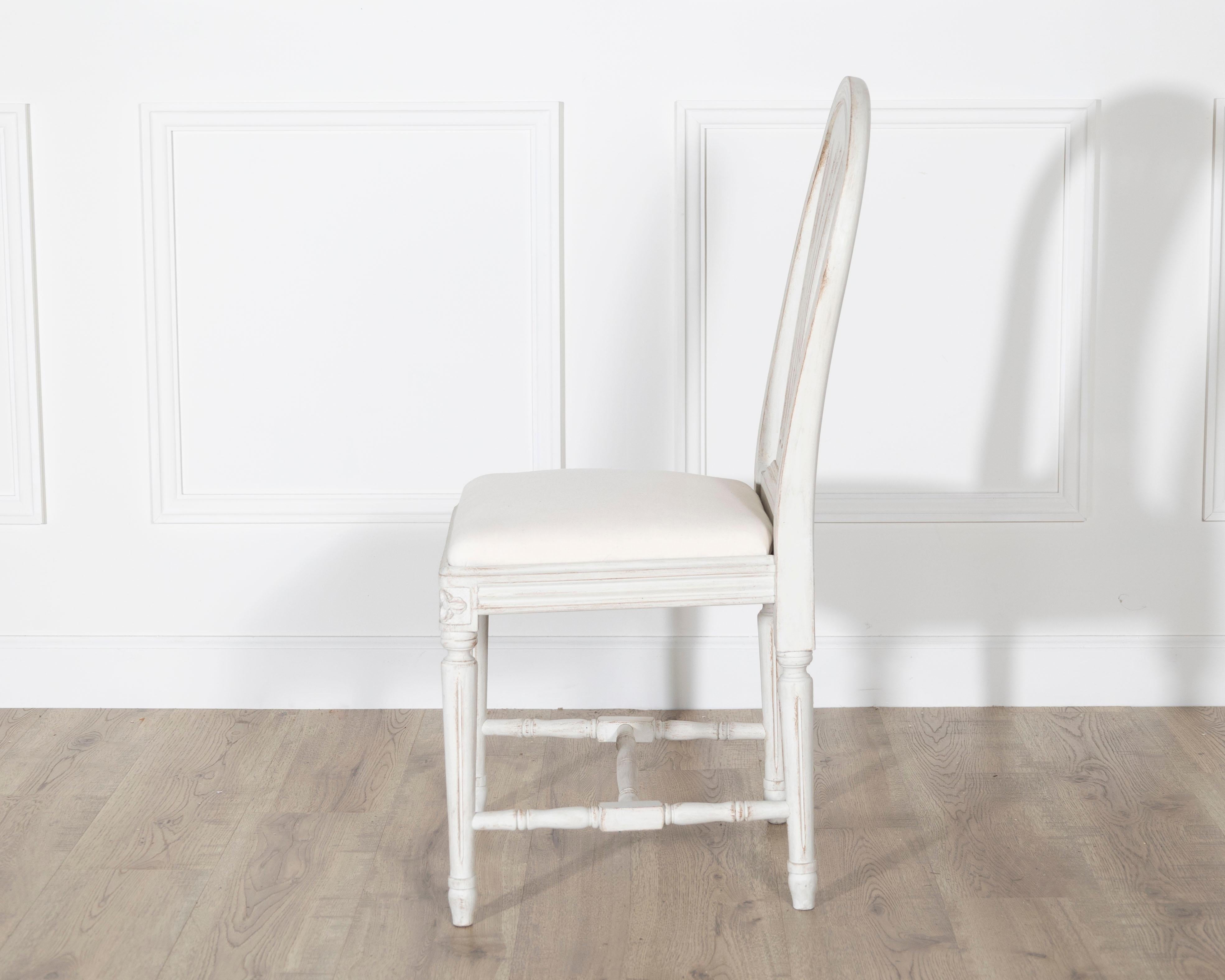 Set of 12 Early 20th Century Swedish Gustavian Style Dining Chairs For Sale 4