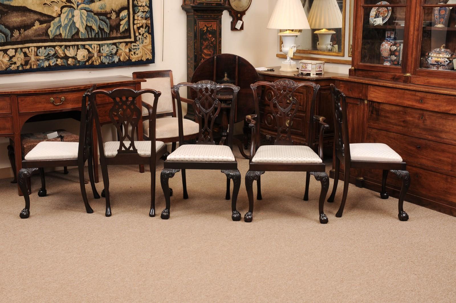 Ensemble de 12 chaises de salle à manger anglaises en acajou de style Chippendale, vers 1890 (2 bras et 10 pièces) en vente 6