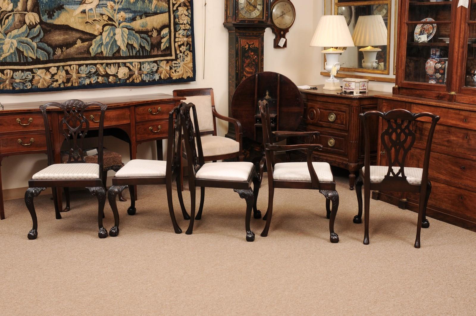 Ensemble de 12 chaises de salle à manger anglaises en acajou de style Chippendale, vers 1890 (2 bras et 10 pièces) en vente 7
