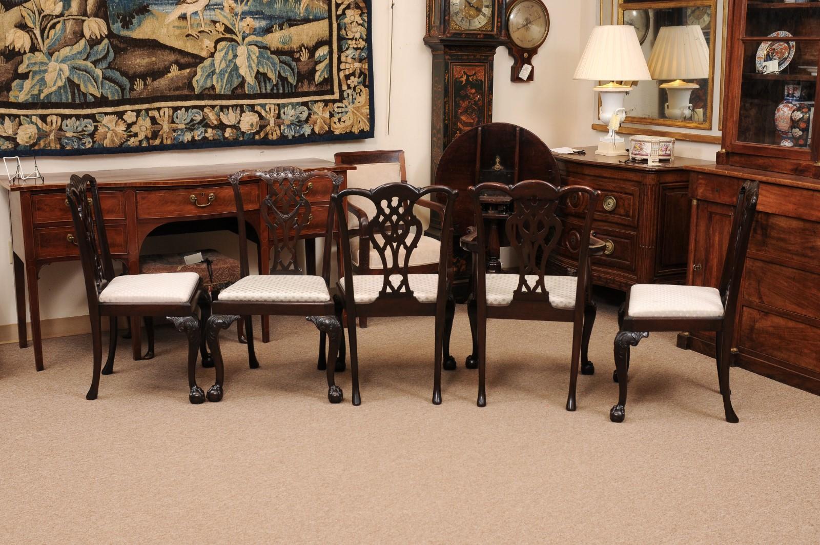 Ensemble de 12 chaises de salle à manger anglaises en acajou de style Chippendale, vers 1890 (2 bras et 10 pièces) en vente 8