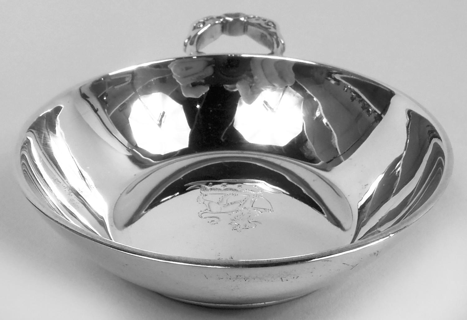 Mid-20th Century Set of 12 English Modern Wine Tasters with Armorial, 1930 For Sale
