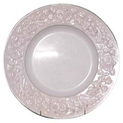 Set of 12 English Victorian cream-colored porcelain plates