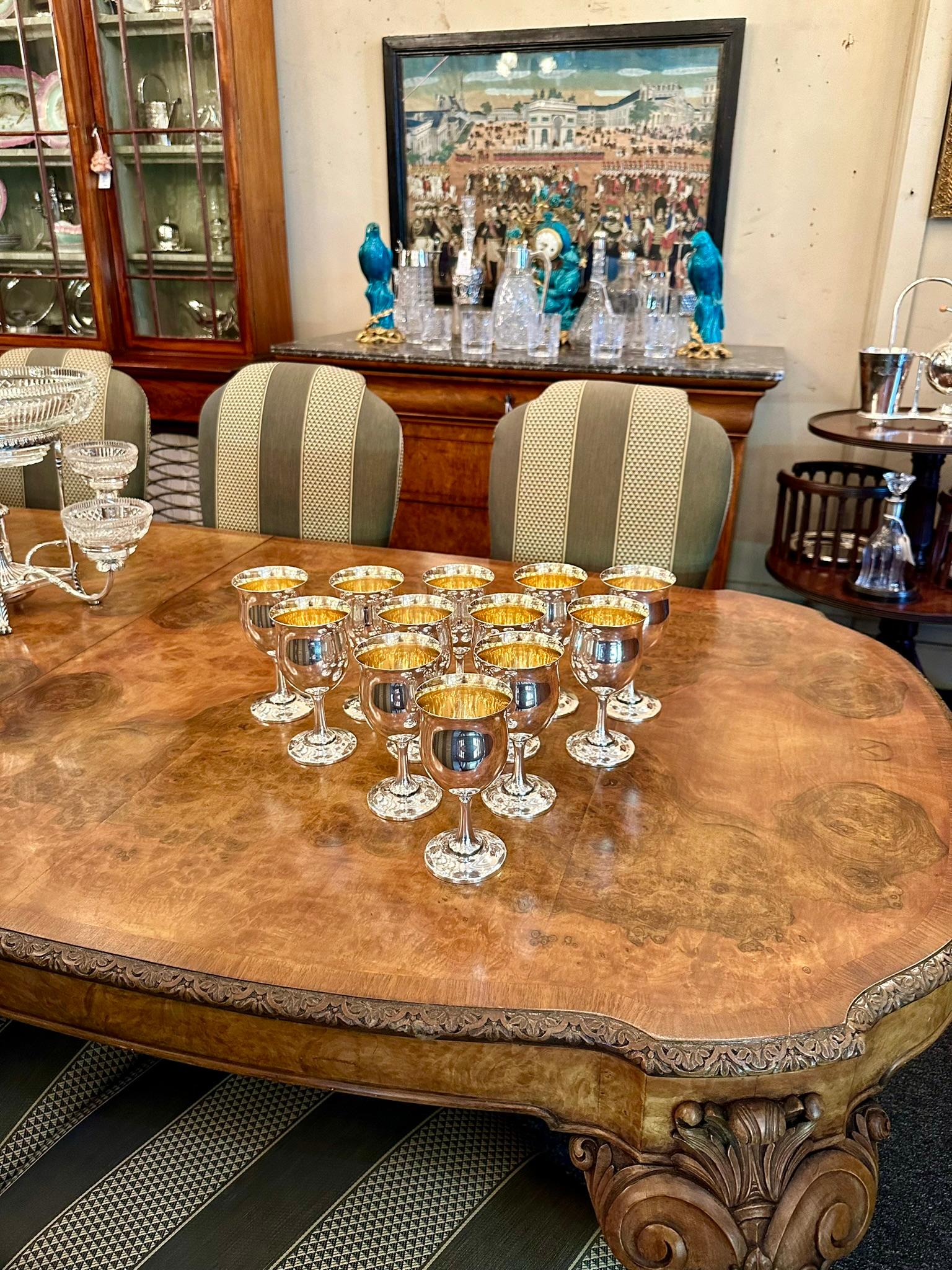 Juego de 12 copas de vino Estate American Reed & Barton de plata de ley, circa 1930 4