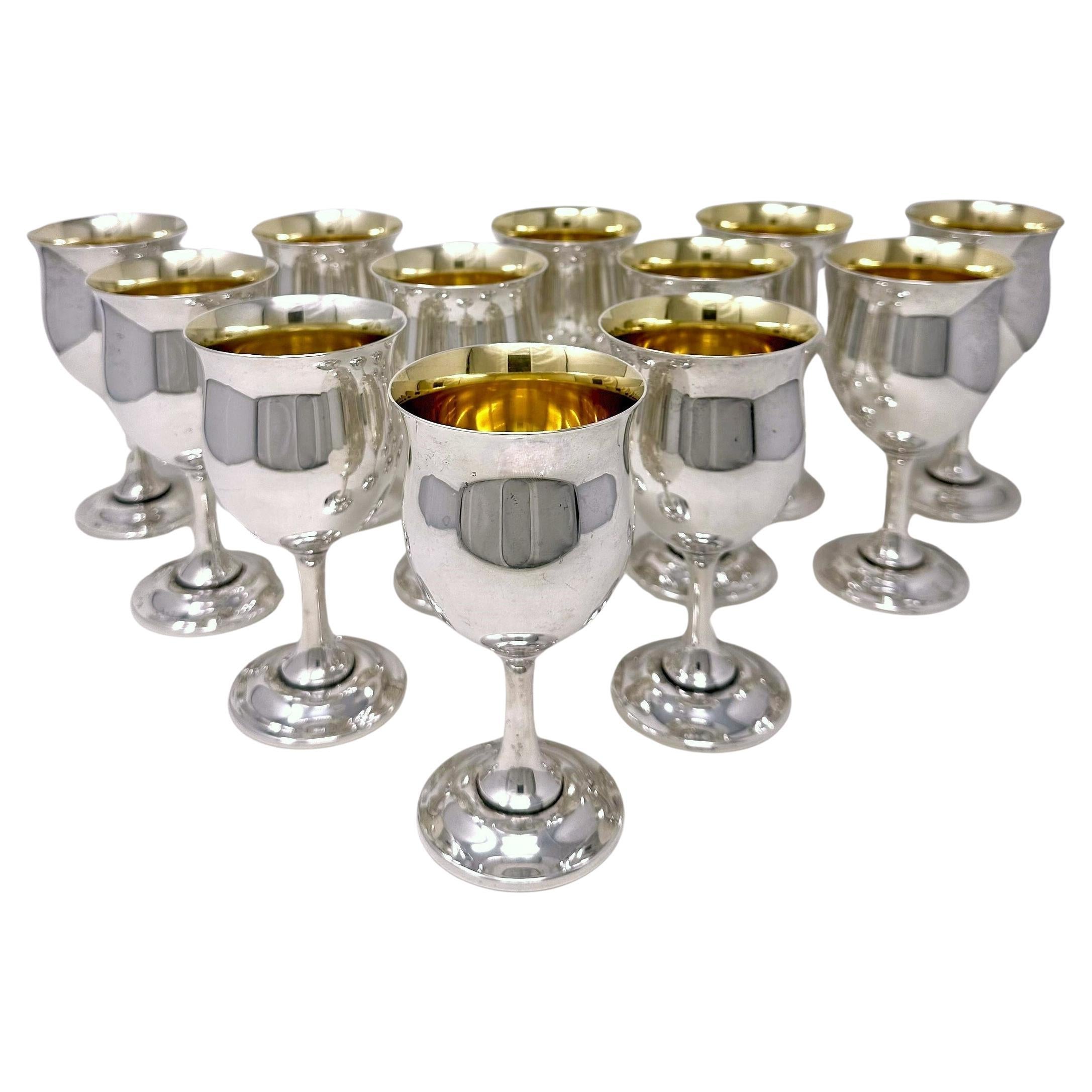 Juego de 12 copas de vino Estate American Reed & Barton de plata de ley, circa 1930 Estadounidense