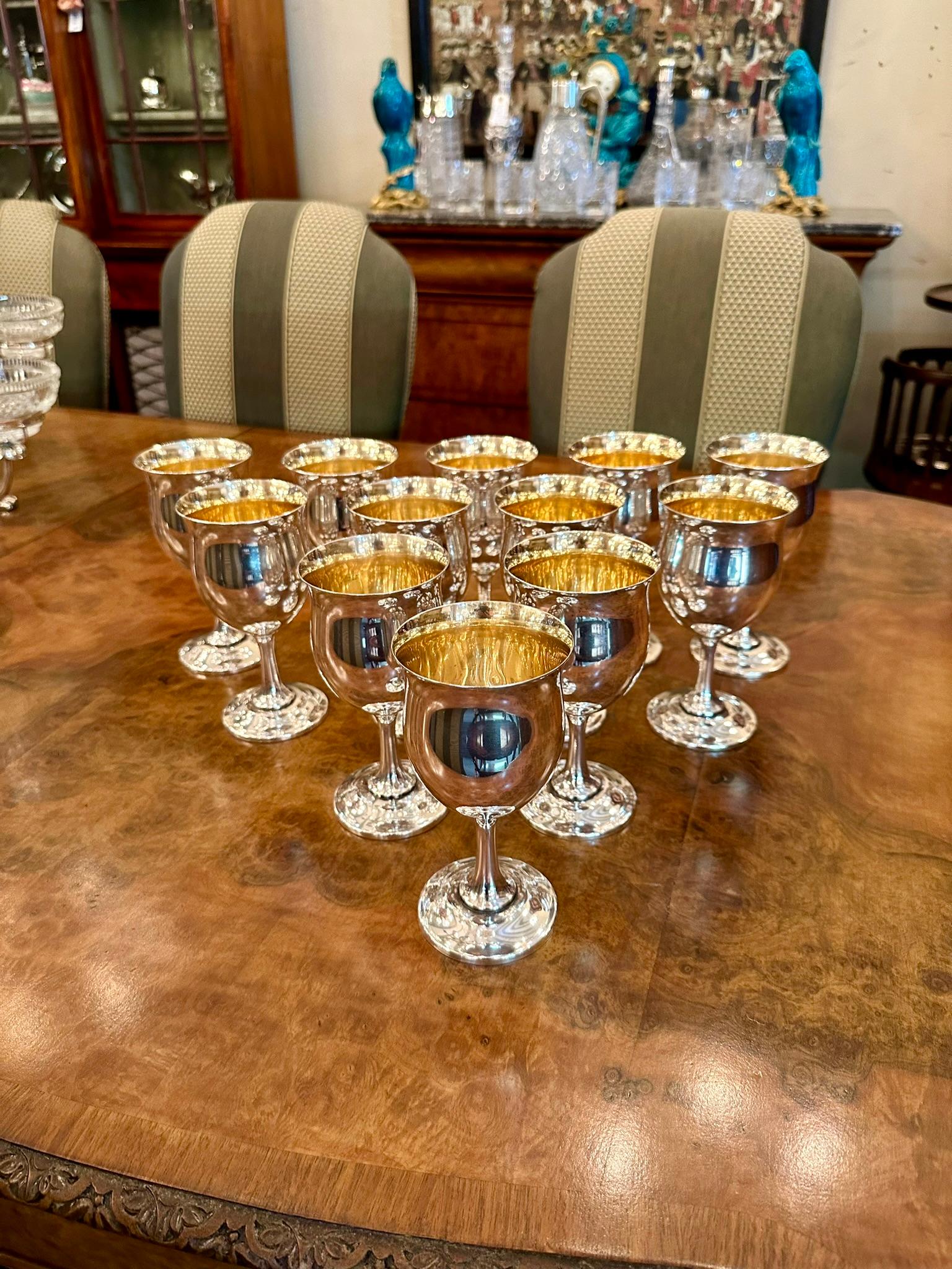 Juego de 12 copas de vino Estate American Reed & Barton de plata de ley, circa 1930 3