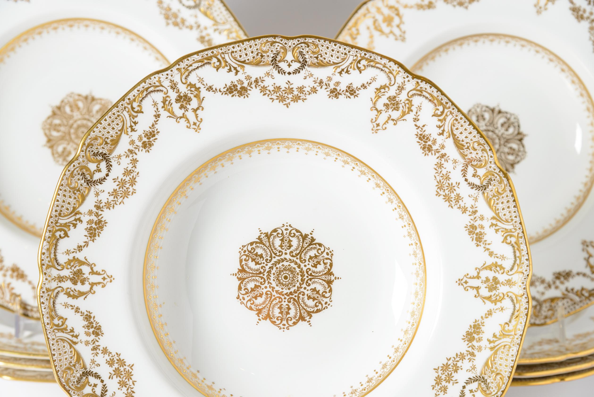 Gold Set of 12 Fine Antique Tiffany Rim Soup or Entree Bowls, English, circa 1910