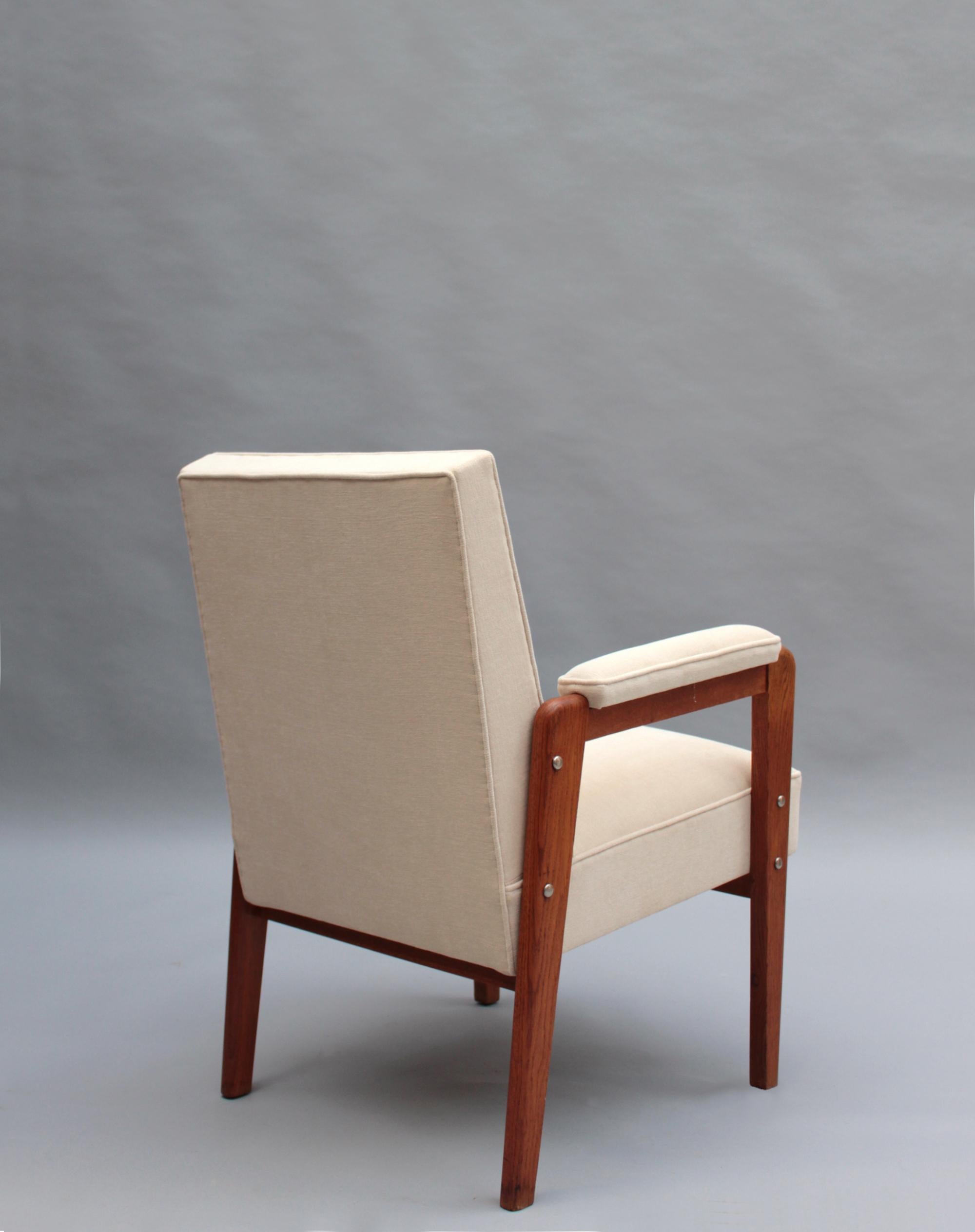 Ensemble de 12 fauteuils en chêne des années 1950 de Marcel Gascoin en vente 3