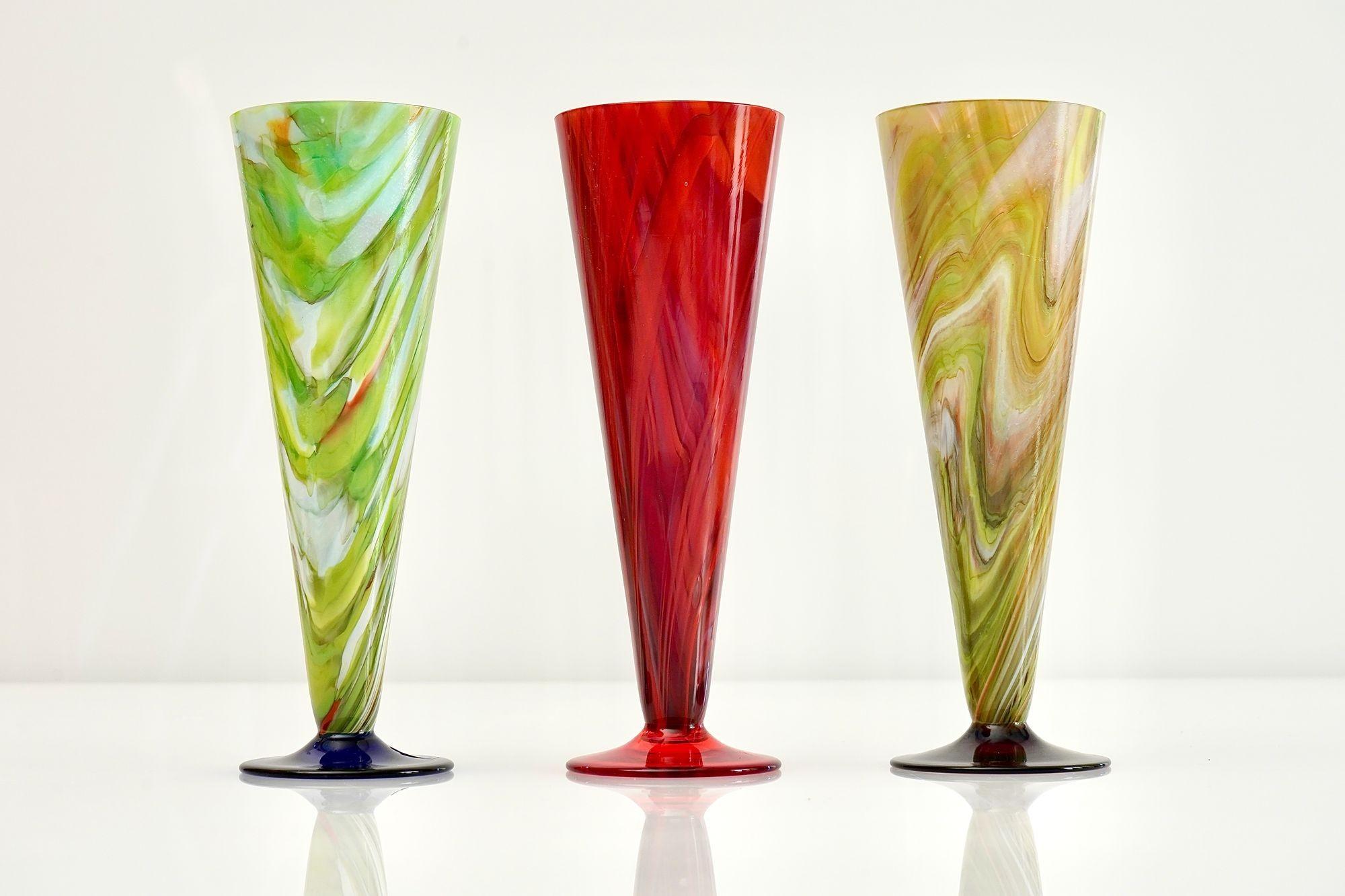 Set de 12 flûtes en verre de Murano par Cenedese, verre marbré de différentes couleurs en vente 7