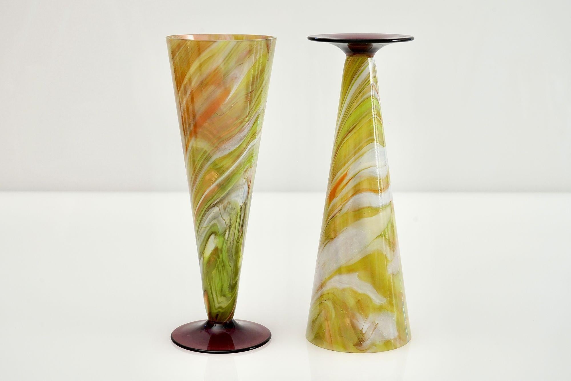 Set de 12 flûtes en verre de Murano par Cenedese, verre marbré de différentes couleurs en vente 10
