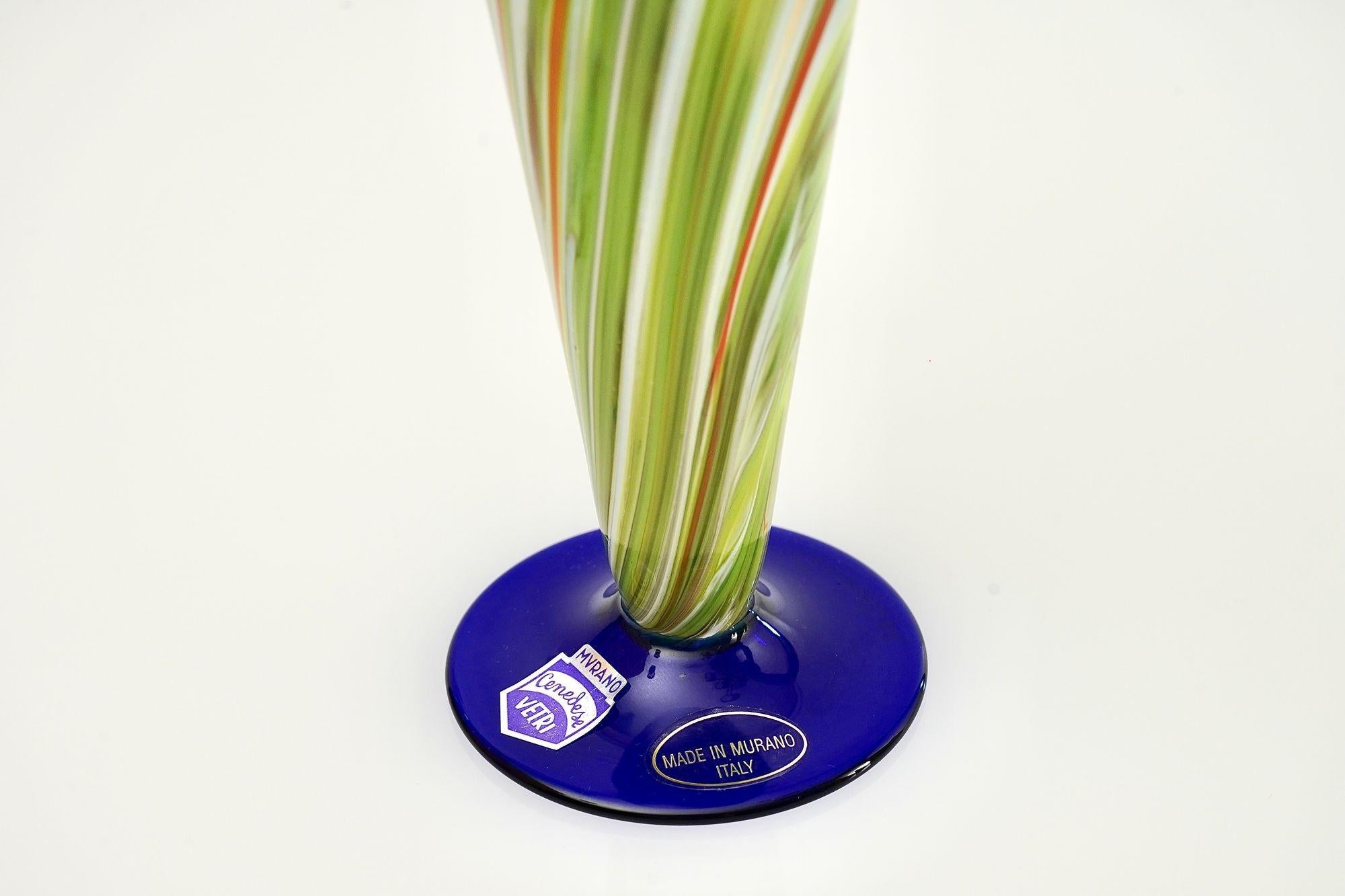Set de 12 flûtes en verre de Murano par Cenedese, verre marbré de différentes couleurs en vente 11