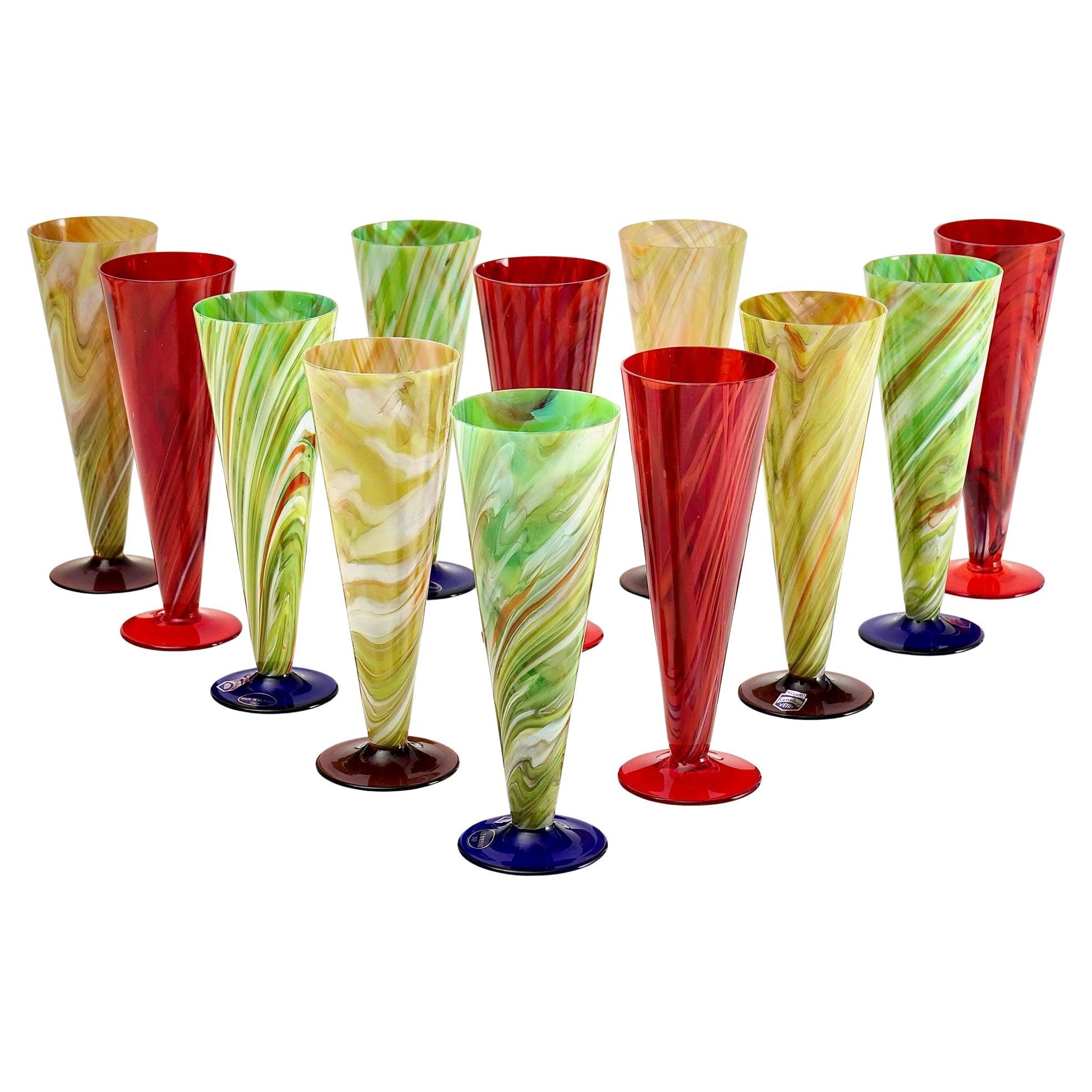 Set de 12 flûtes en verre de Murano par Cenedese, verre marbré de différentes couleurs en vente