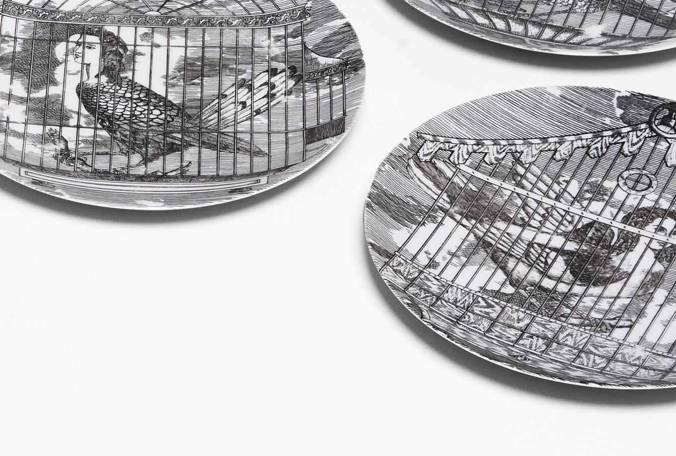 Italian Set of 12 Piero Fornasetti Plates For Sale