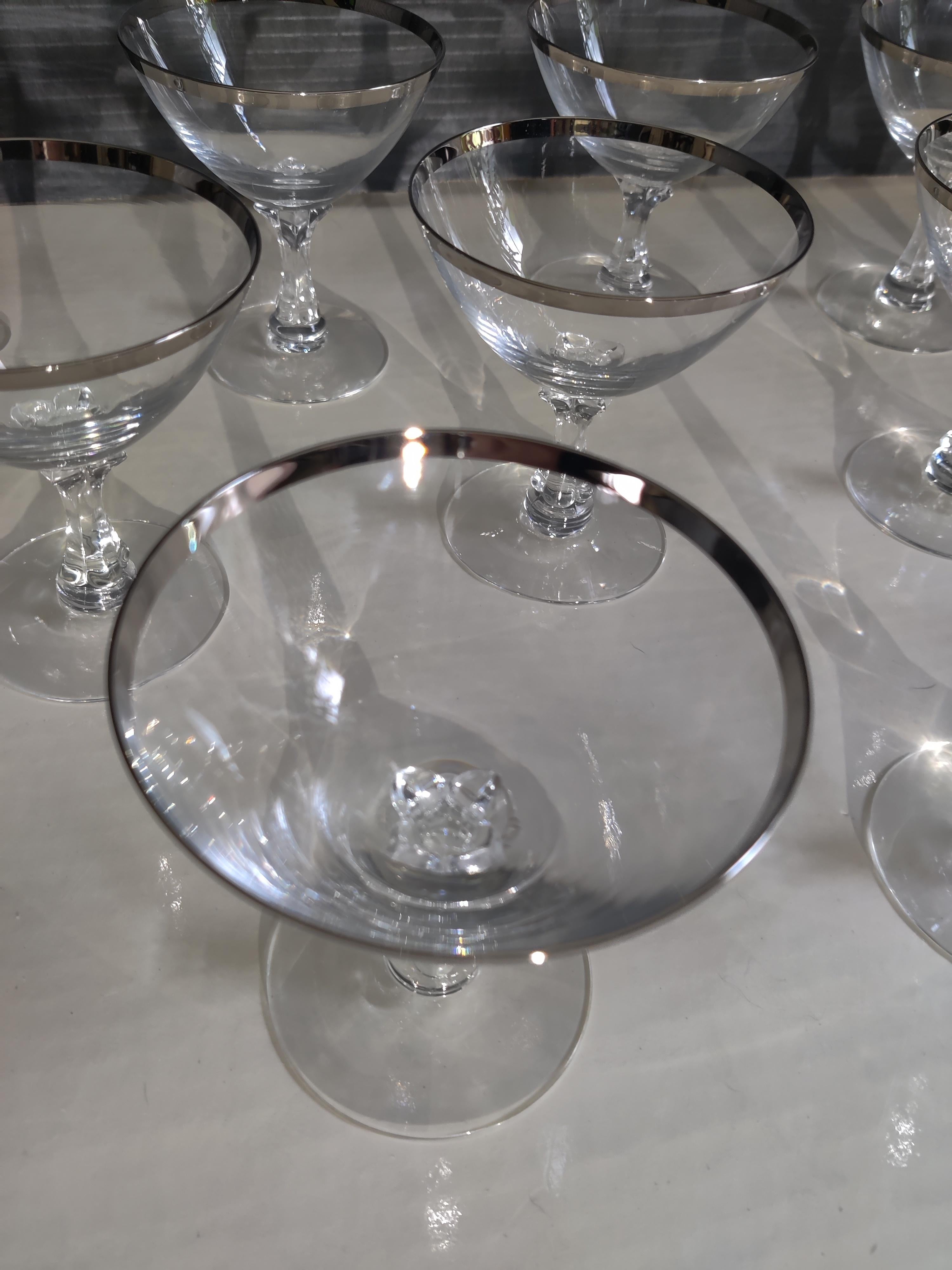 Vetro Set di 12 bicchieri da vino / sorbetto Fostoria con anello nuziale in platino in vendita