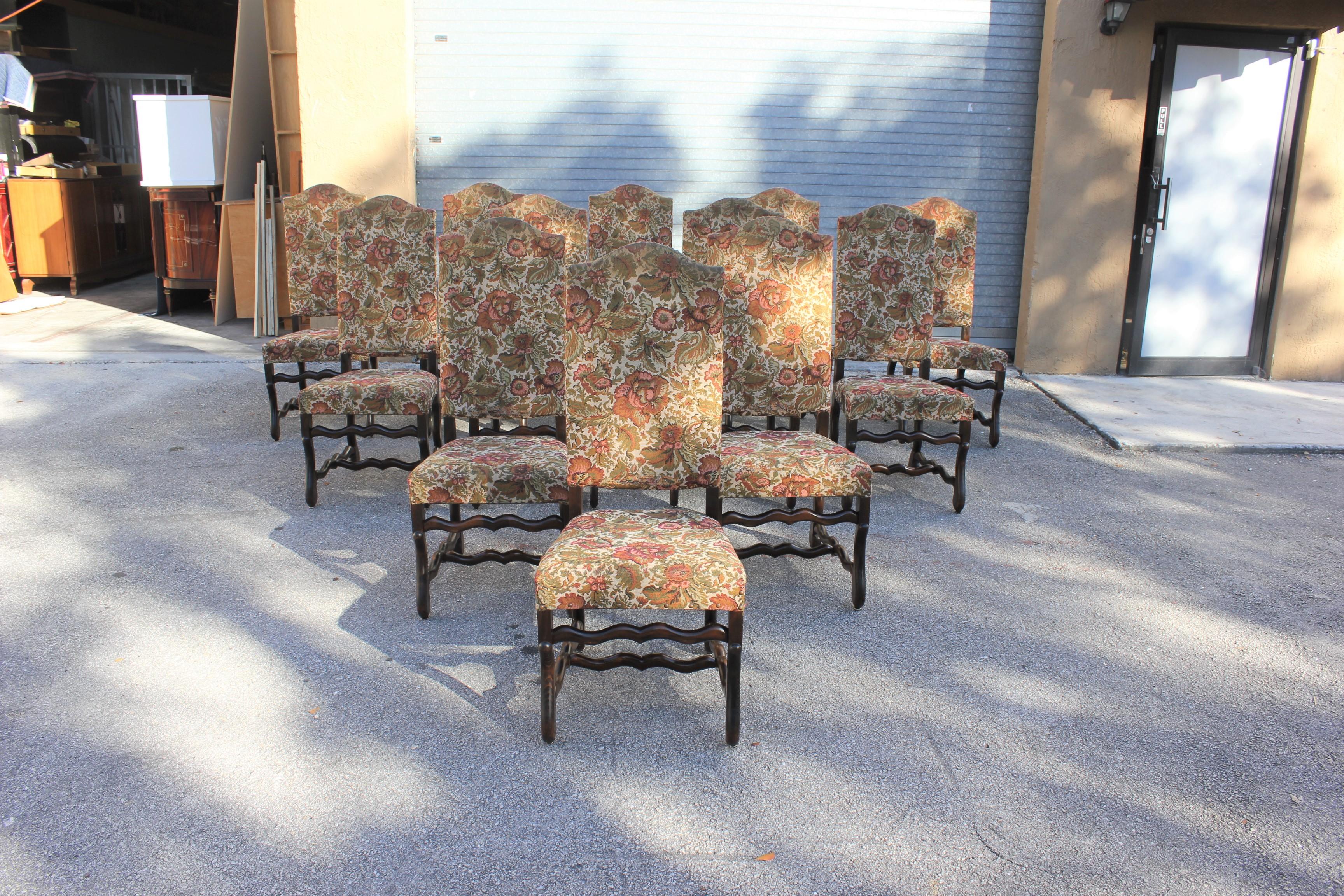 Set of 12 French Louis XIII Style Os De Mouton Dining Chairs 1900 Th Century.  In Excellent Condition In Hialeah, FL