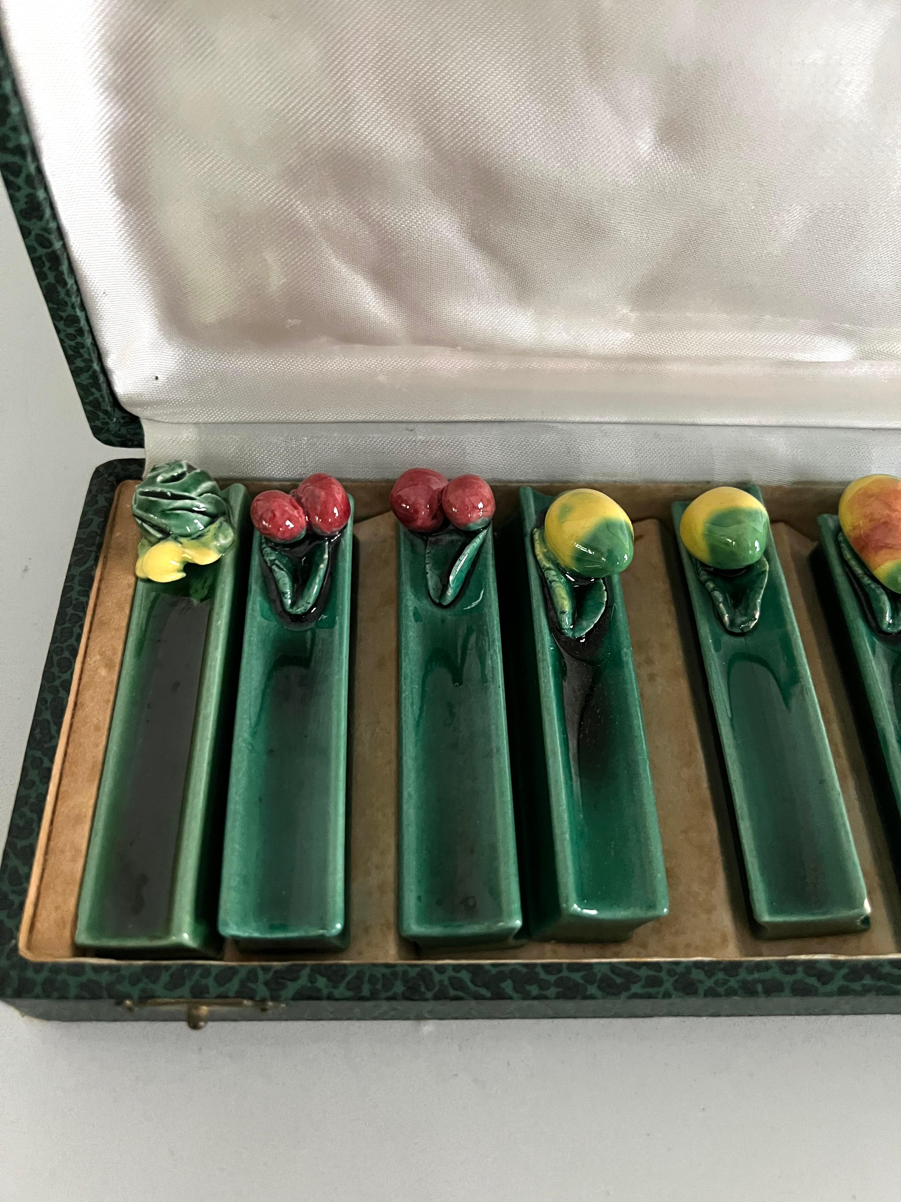 Set of 12 French Vallauris Majolica Knife Rests with Fruit and Vegetables 9