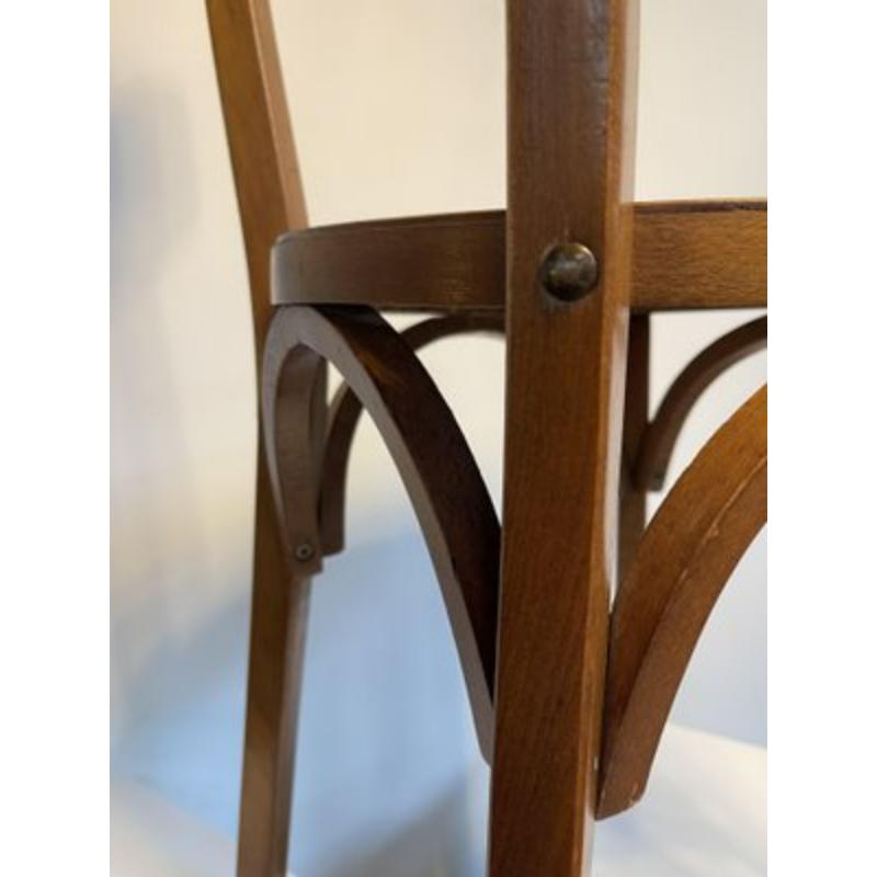 Set di 12 sedie da bistrot francesi in legno di Baumann, 1960 In condizioni buone in vendita a Andrézieux-Bouthéon, FR