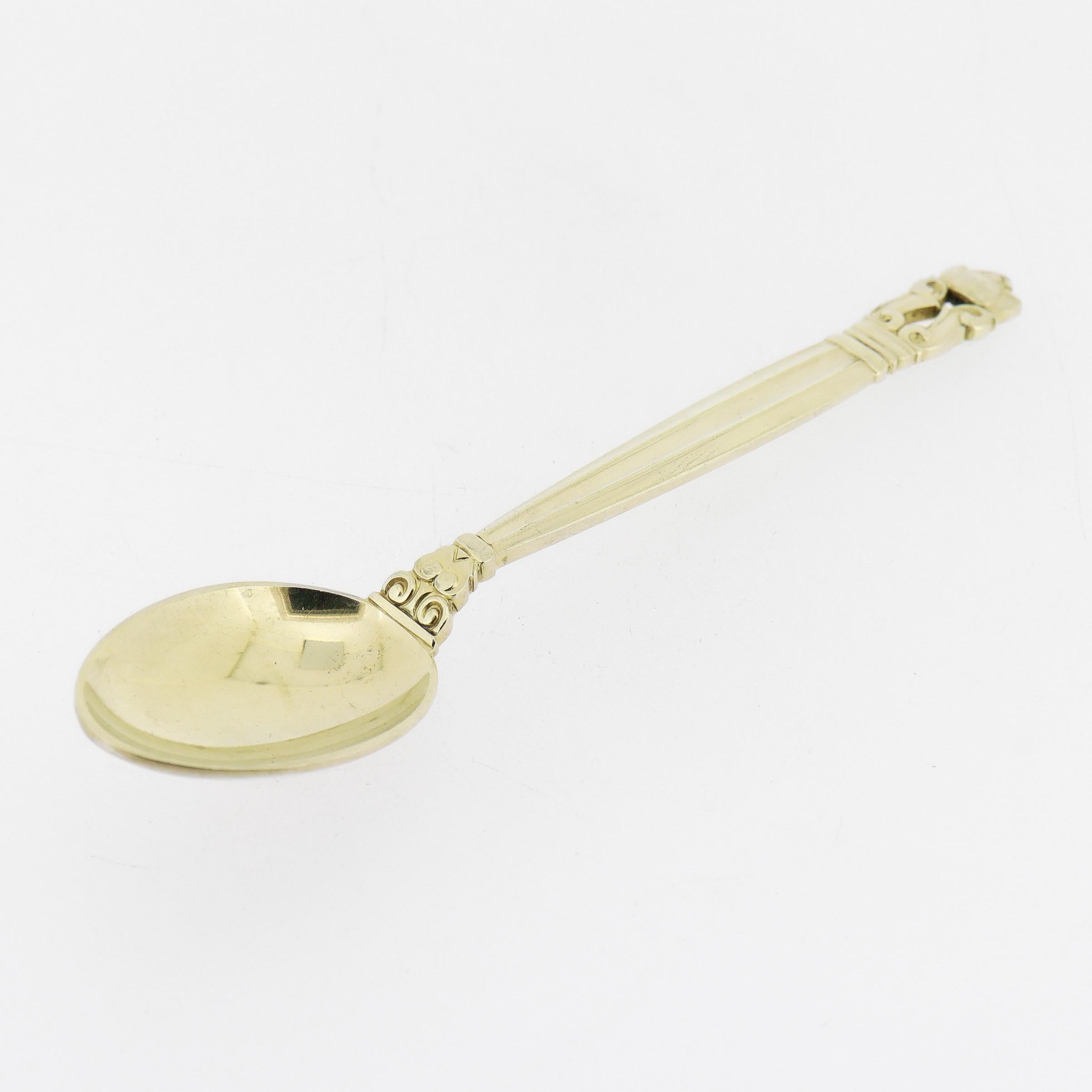 Satz von 12 Georg Jensen 'Eichel' vergoldetes Sterlingsilber Mokka- oder Mokkalöffel im Zustand „Gut“ im Angebot in Philadelphia, PA