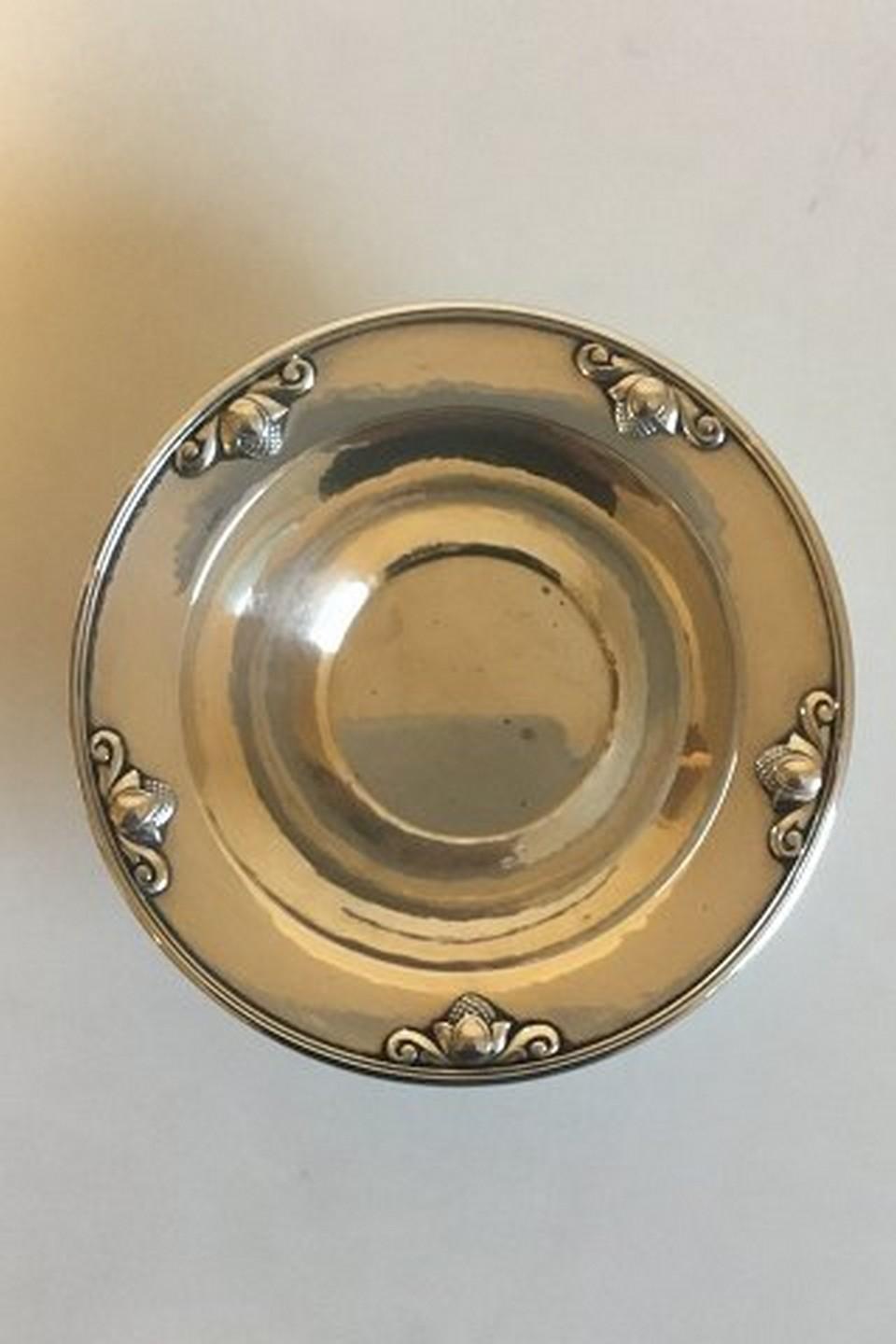 Set of 12 Georg Jensen sterling silver acorn finger bowls no 642

Measures 2