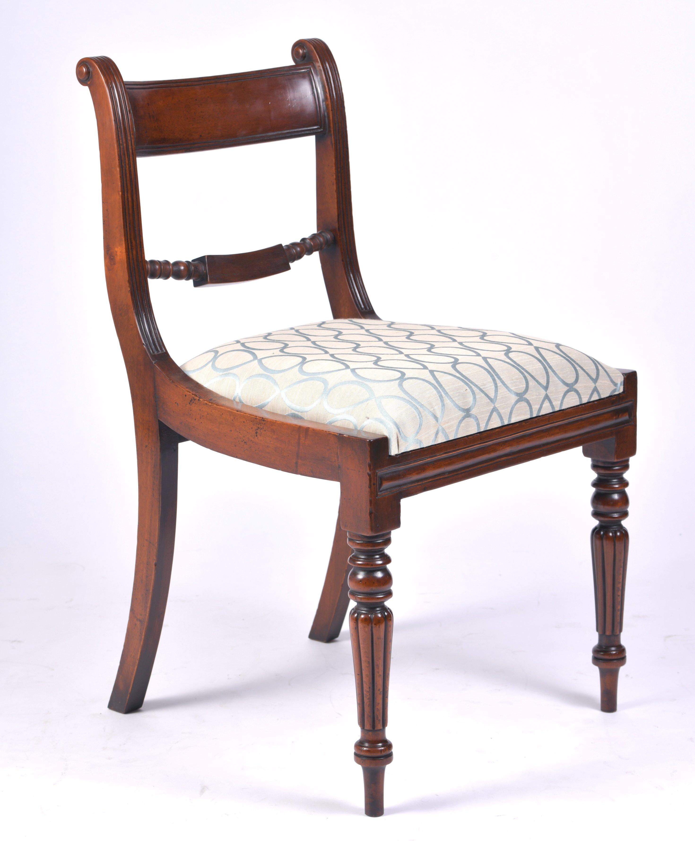 20th Century Set of 12 George VI Style Mahogany Dining Chairs