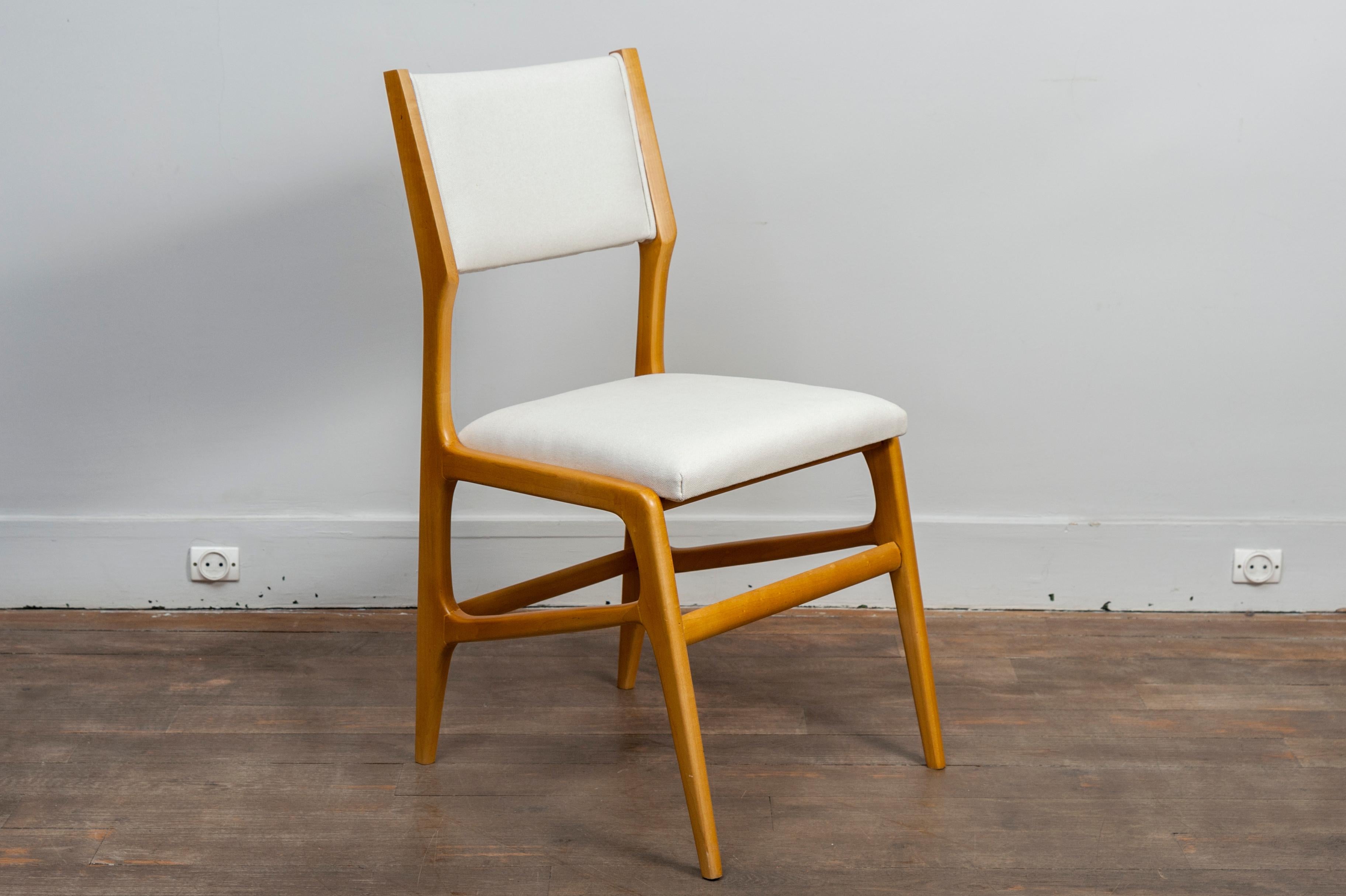Set of 12 Gio Ponti Chairs, Model 687, Italy, 1953 In Good Condition In Paris, Ile-de-France