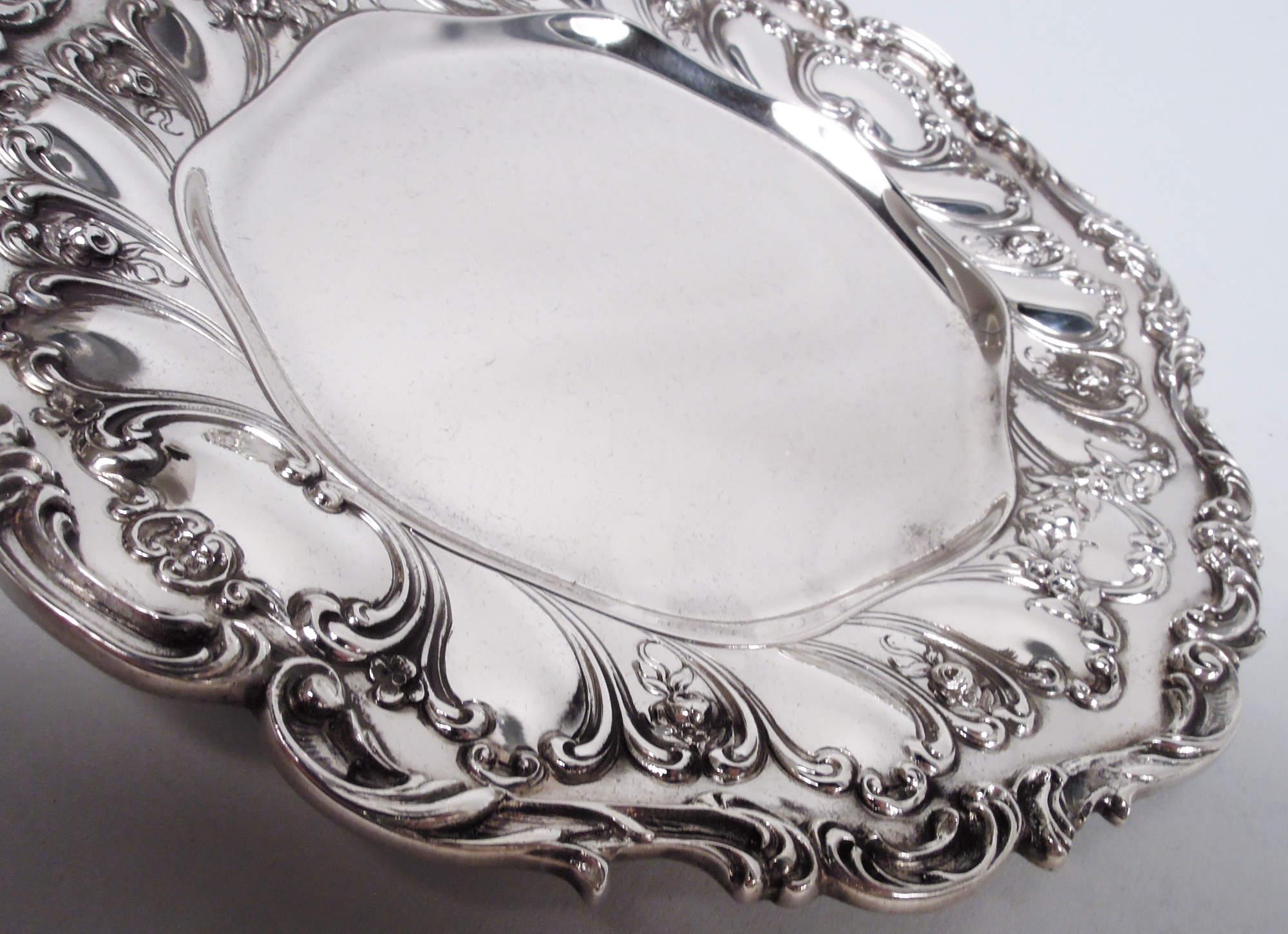 Set of 12 Gorham Chantilly Sterling Silver Bread & Butter Plates In Good Condition In New York, NY