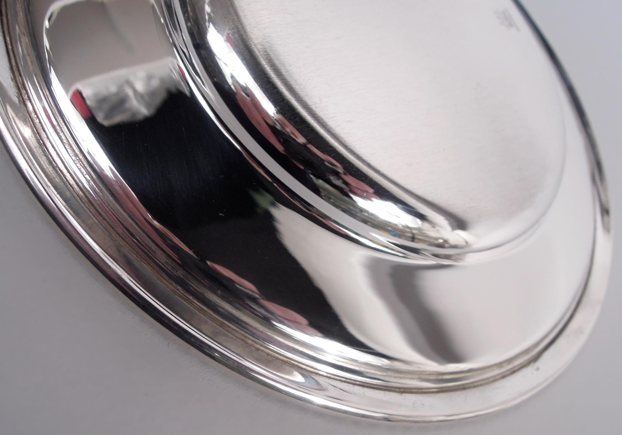 Set of 12 Gorham Kensington Sterling Silver Bread & Butter Plates In Good Condition For Sale In New York, NY