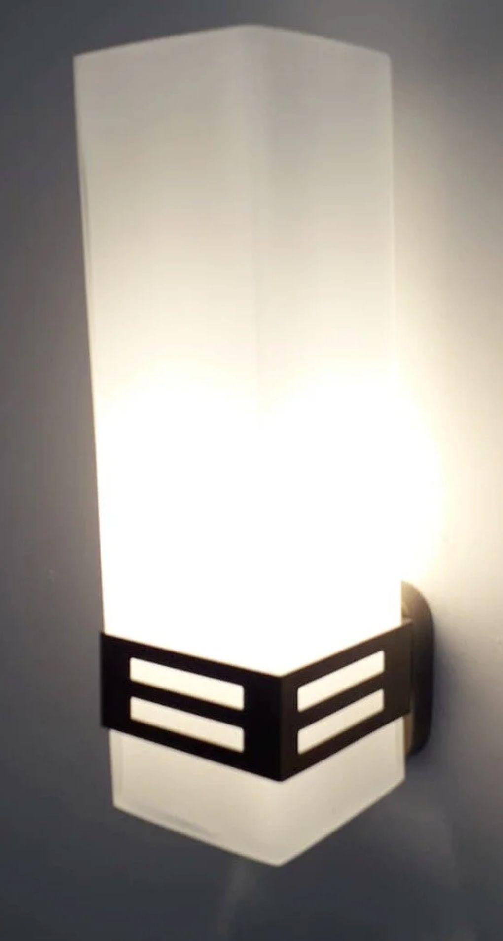Late 20th Century Set of 12 Grattacielo Frosted Murano Glass Sconces, Italy, 1990's. For Sale